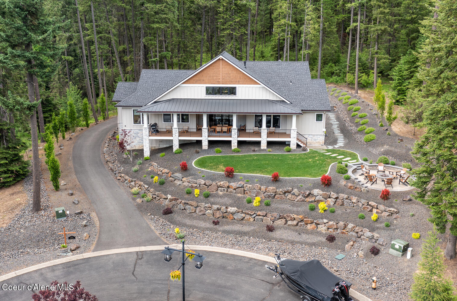 Coeur d'Alene, Idaho, 83814, United States, 4 Bedrooms Bedrooms, ,4 BathroomsBathrooms,Residential,For Sale,1851825