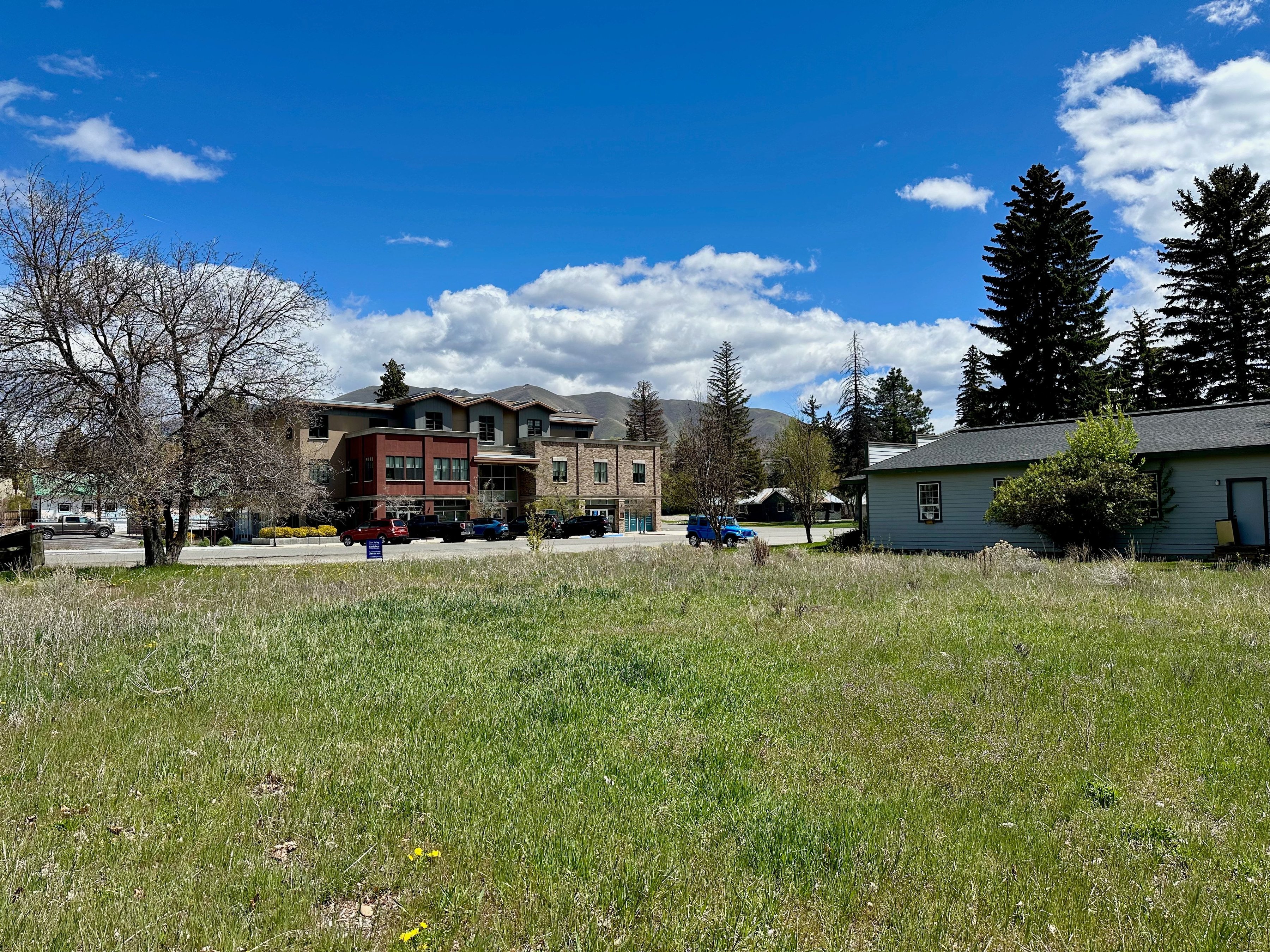  Rare Multi-Parcel Offering in the Heart of Hailey - 物件實景