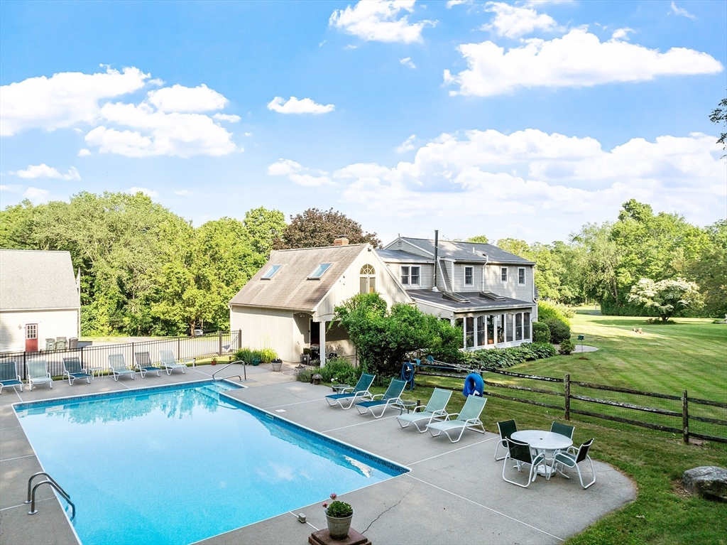 Pepperell, Massachusetts, 01463, United States, 4 Bedrooms Bedrooms, ,3 BathroomsBathrooms,Residential,For Sale,1930074
