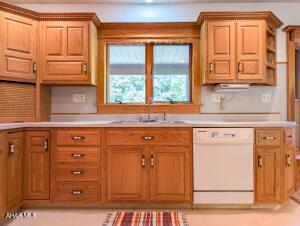 1tq5sqtifeit, Pennsylvania, 15534, United States, 3 Bedrooms Bedrooms, ,3 BathroomsBathrooms,Residential,For Sale,1947387