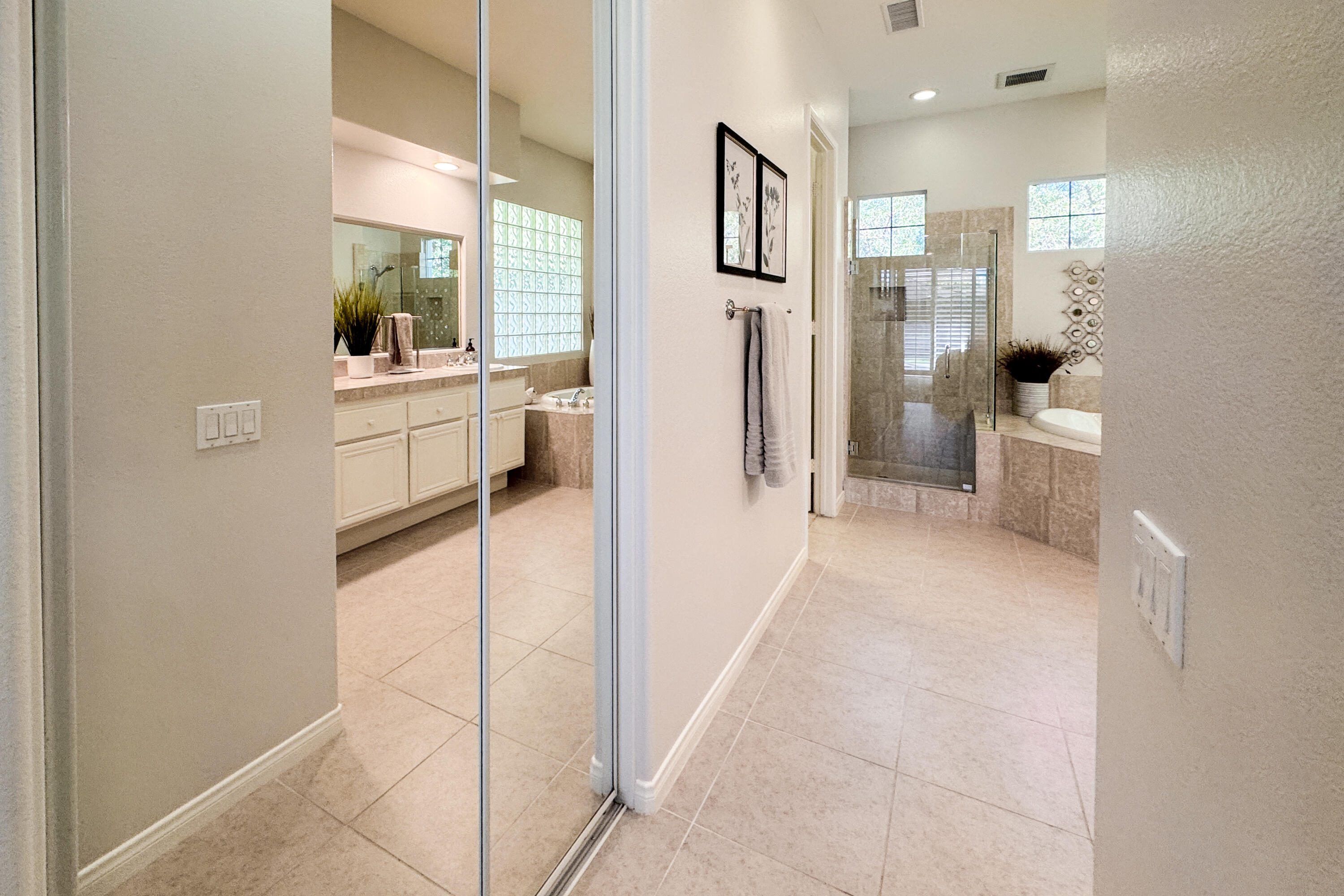 Rancho Mirage, California, 92270, United States, 3 Bedrooms Bedrooms, ,3 BathroomsBathrooms,Residential,For Sale,1991042