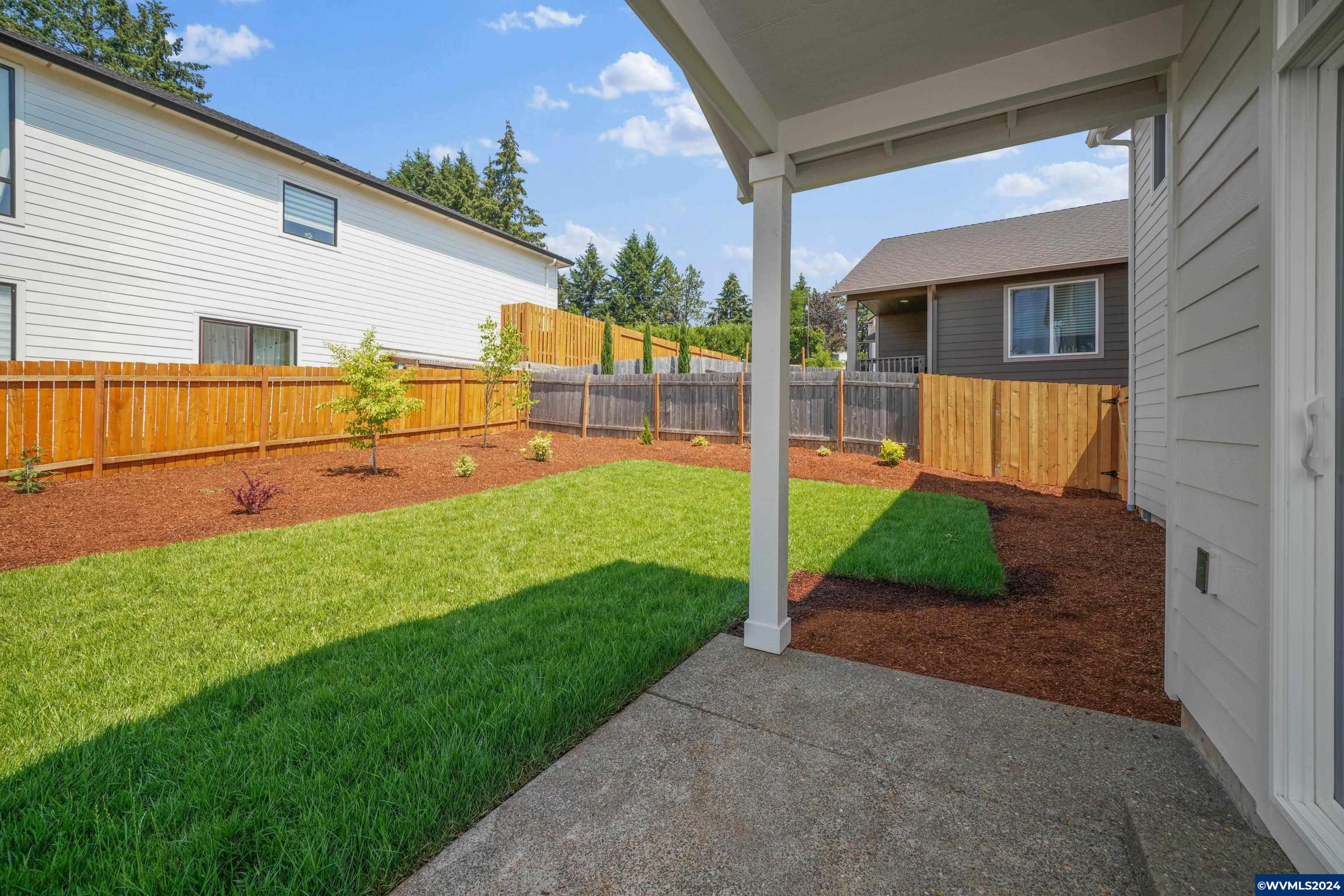 Salem, Oregon, 97306, United States, 3 Bedrooms Bedrooms, ,3 BathroomsBathrooms,Residential,For Sale,1695520