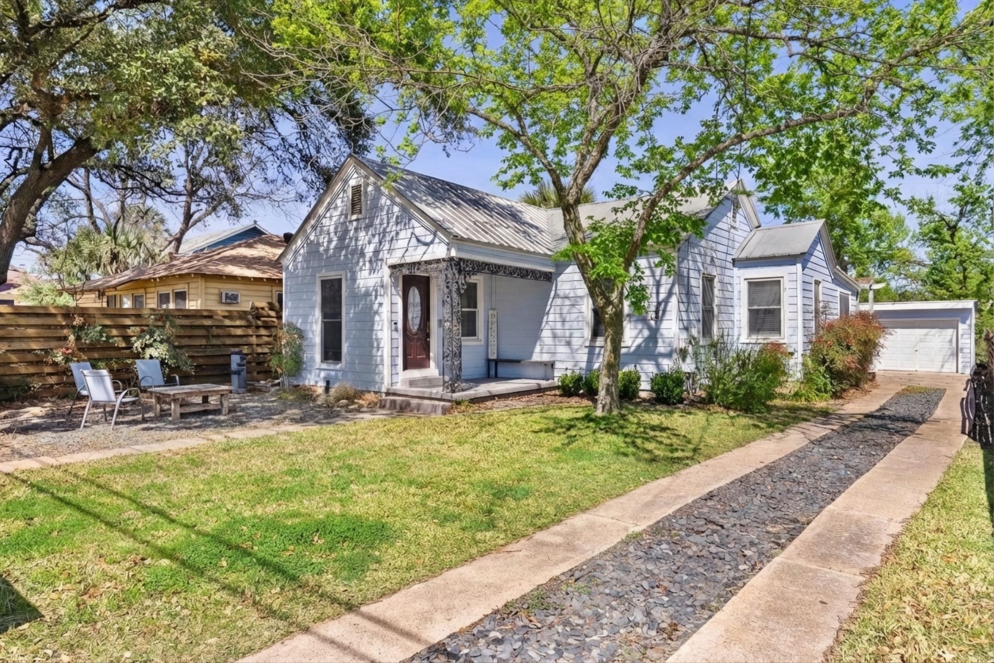  Charming Hyde Park Bungalow with ADU - 物件實景