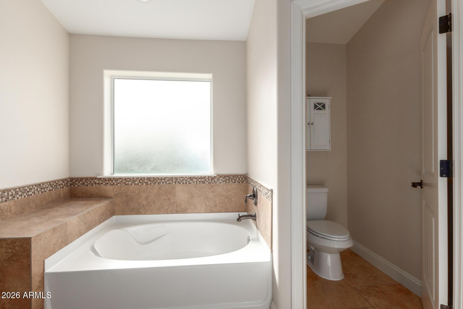 Glendale, Arizona, 85306, United States, 4 Bedrooms Bedrooms, ,4 BathroomsBathrooms,Residential,For Sale,2008151