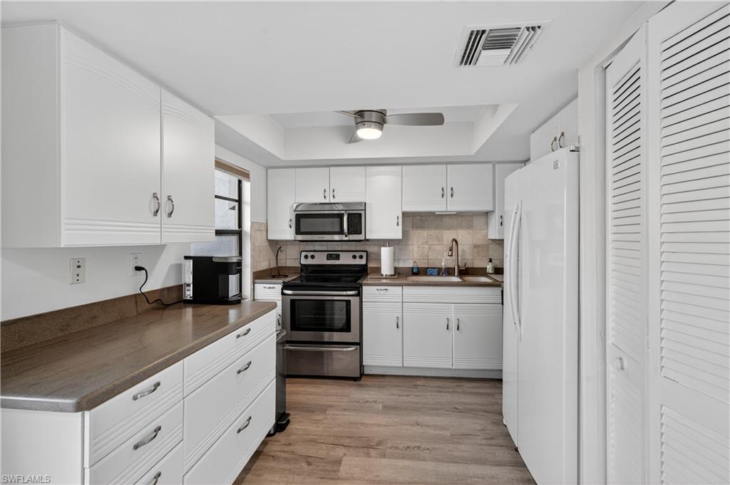 Marco Island, Florida, 34145, United States, 2 Bedrooms Bedrooms, ,3 BathroomsBathrooms,Residential,For Sale,1987780