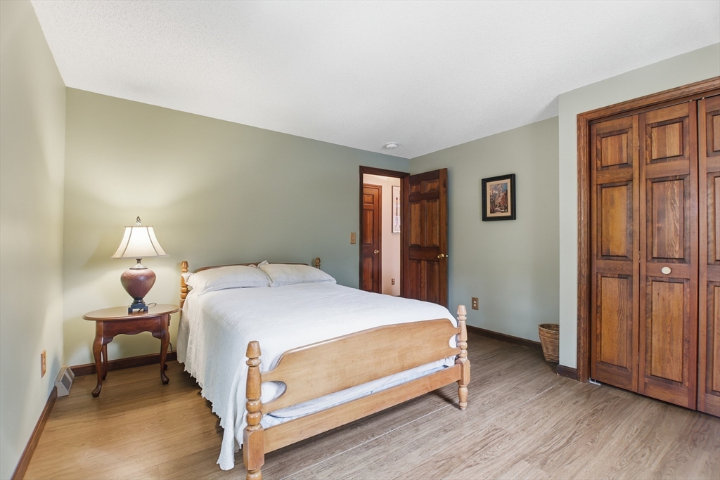 Monson, Massachusetts, 01057, United States, 5 Bedrooms Bedrooms, ,2 BathroomsBathrooms,Residential,For Sale,1988308