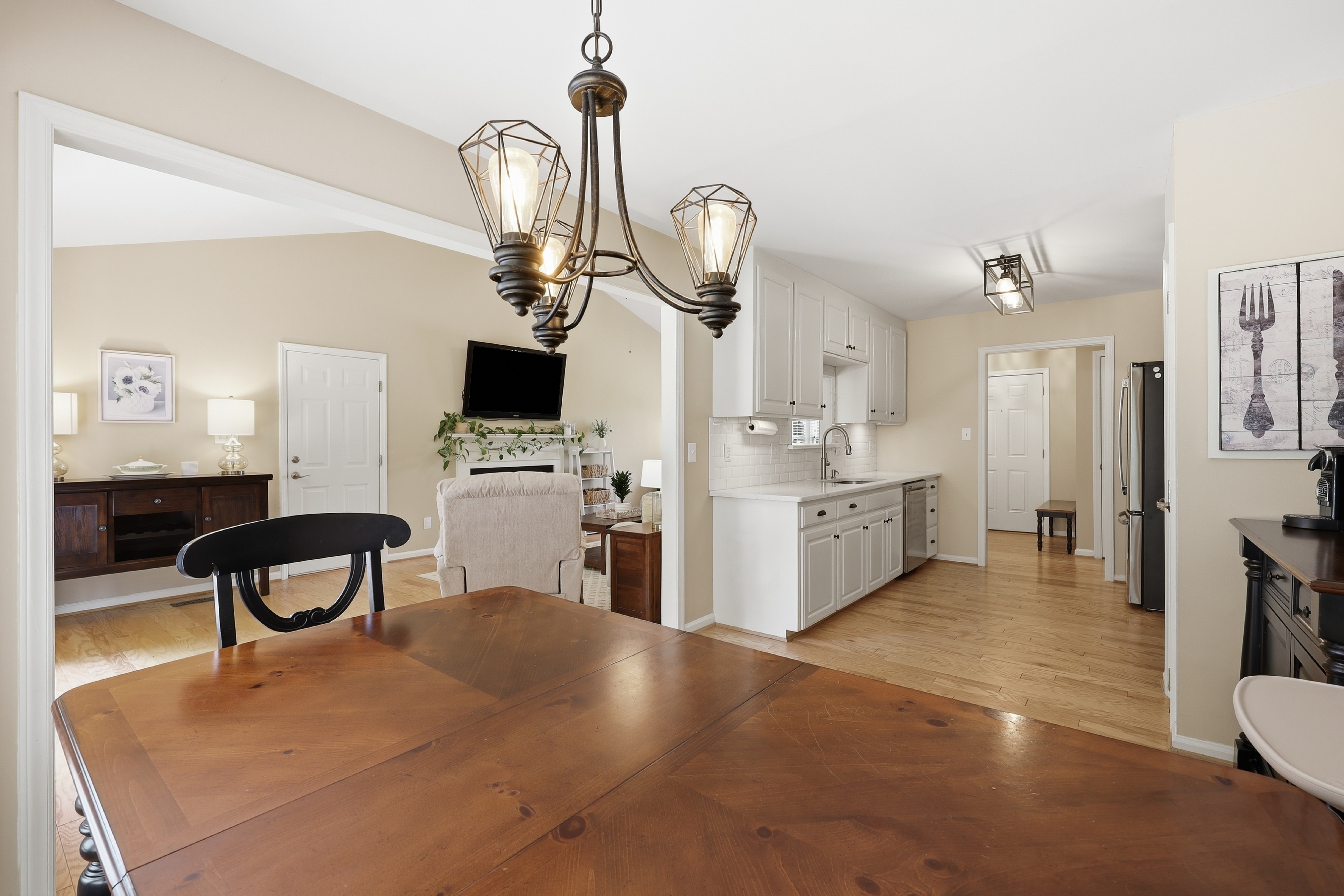  5904 Westborough Drive, Raleigh, NC 27612 - 物件實景