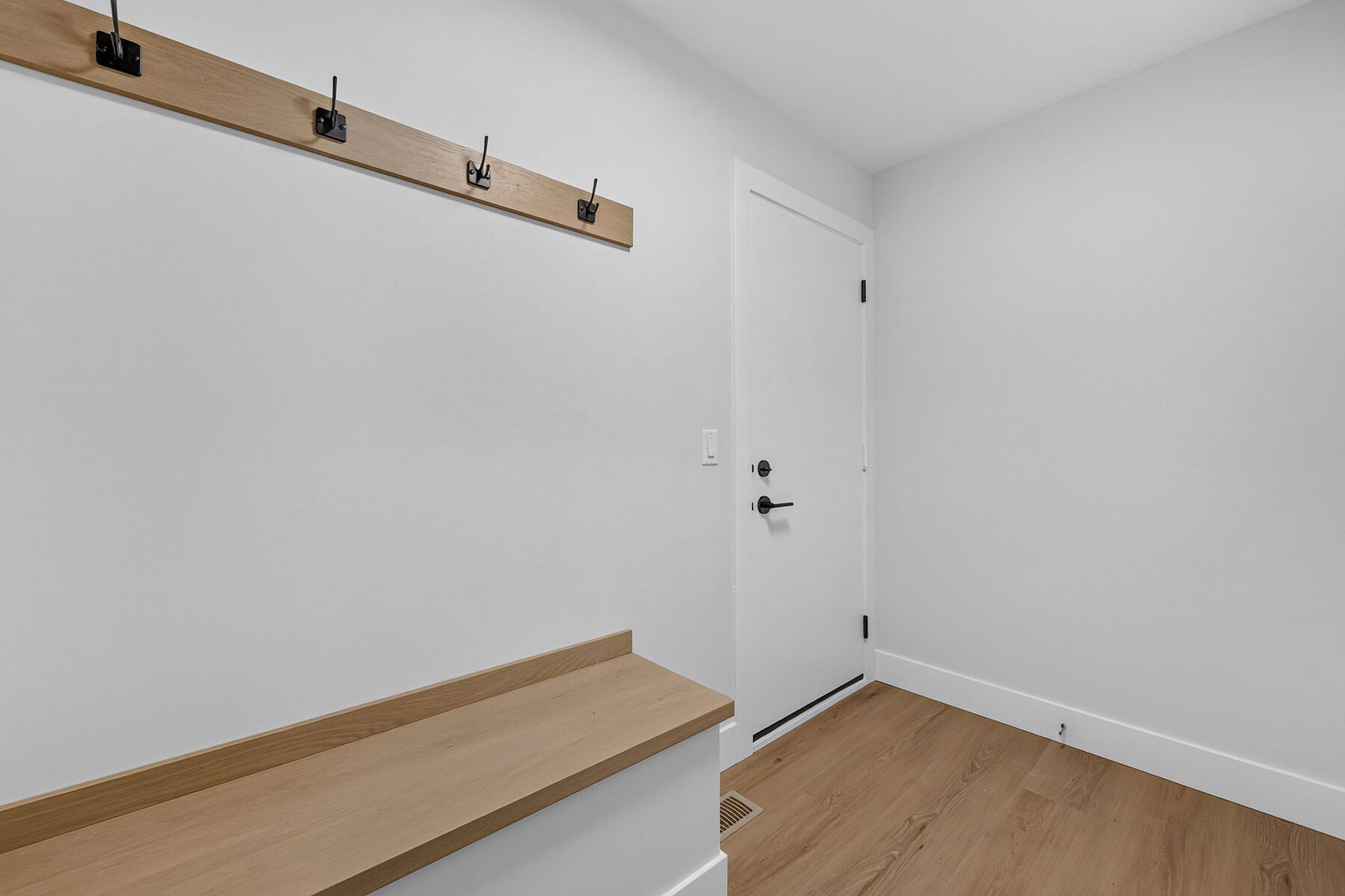  Stylish New Home - 物件實景