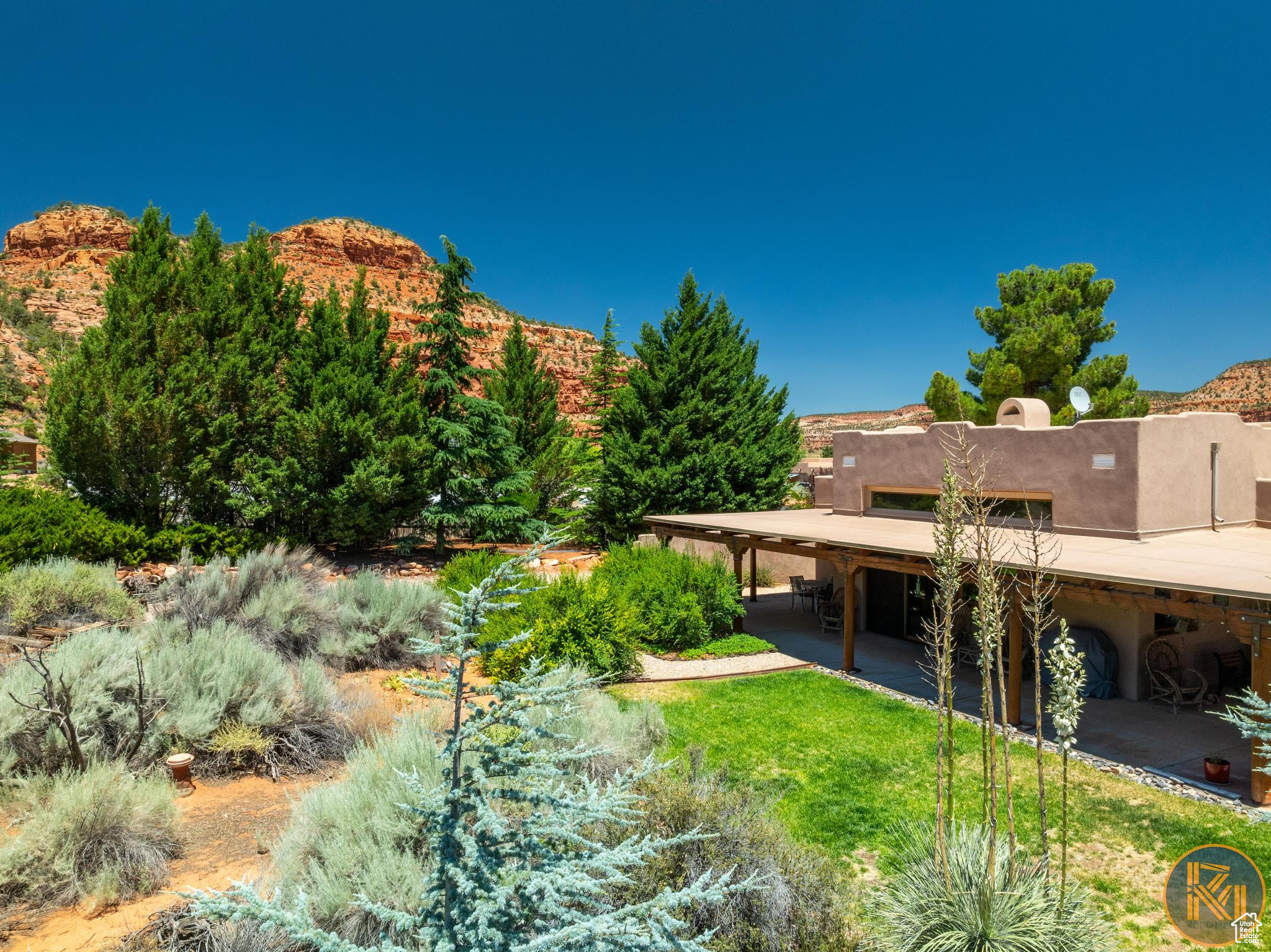 Kanab, Utah, 84741, United States, 2 Bedrooms Bedrooms, ,3 BathroomsBathrooms,Residential,For Sale,1903679