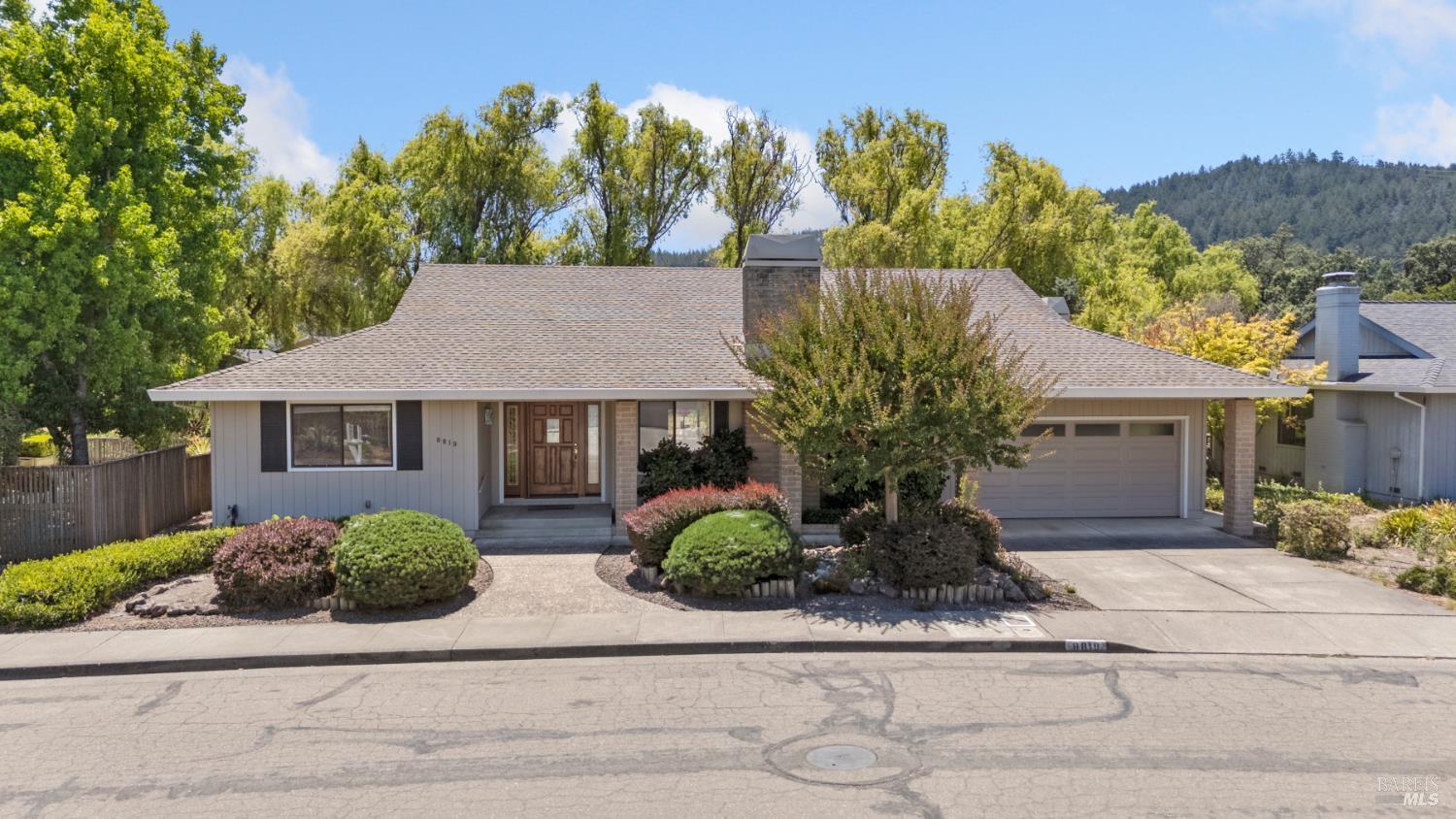 Santa Rosa, California, 95409, United States, 3 Bedrooms Bedrooms, ,2 BathroomsBathrooms,Residential,For Sale,1924390