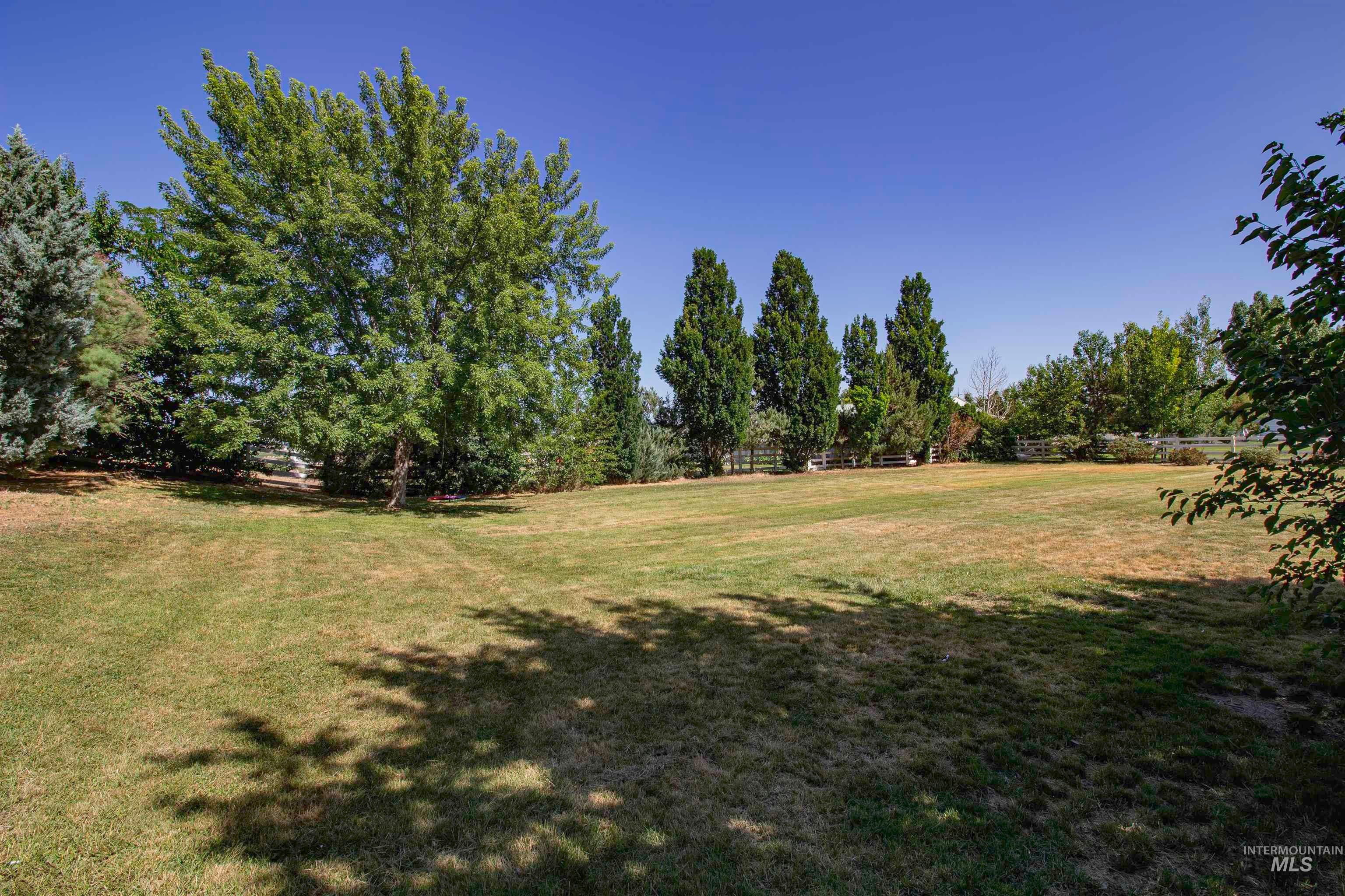 Ontario, Oregon, 97914, United States, 4 Bedrooms Bedrooms, ,3 BathroomsBathrooms,Residential,For Sale,1866488