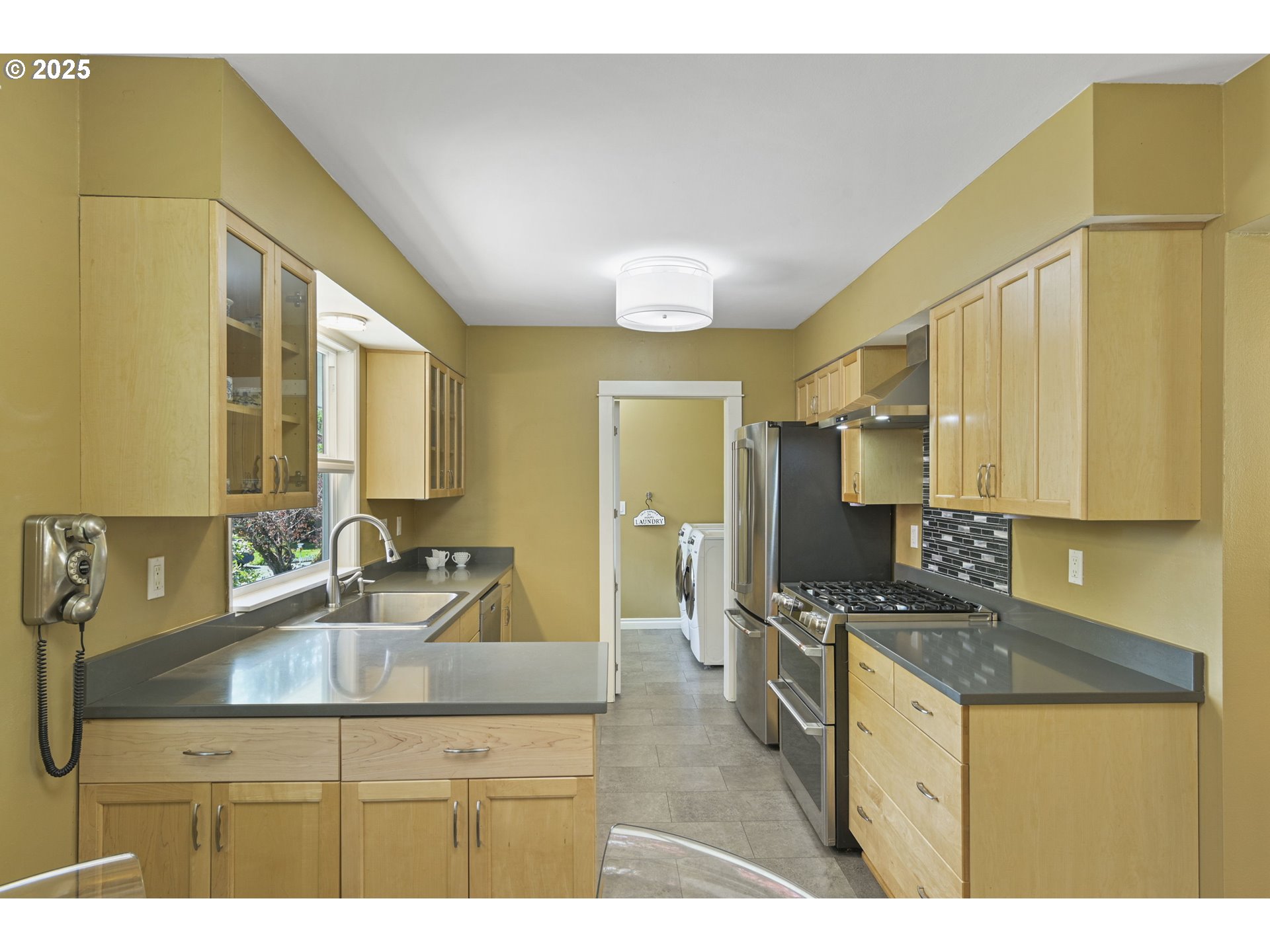 Portland, Oregon, 97225, United States, 3 Bedrooms Bedrooms, ,3 BathroomsBathrooms,Residential,For Sale,1787788