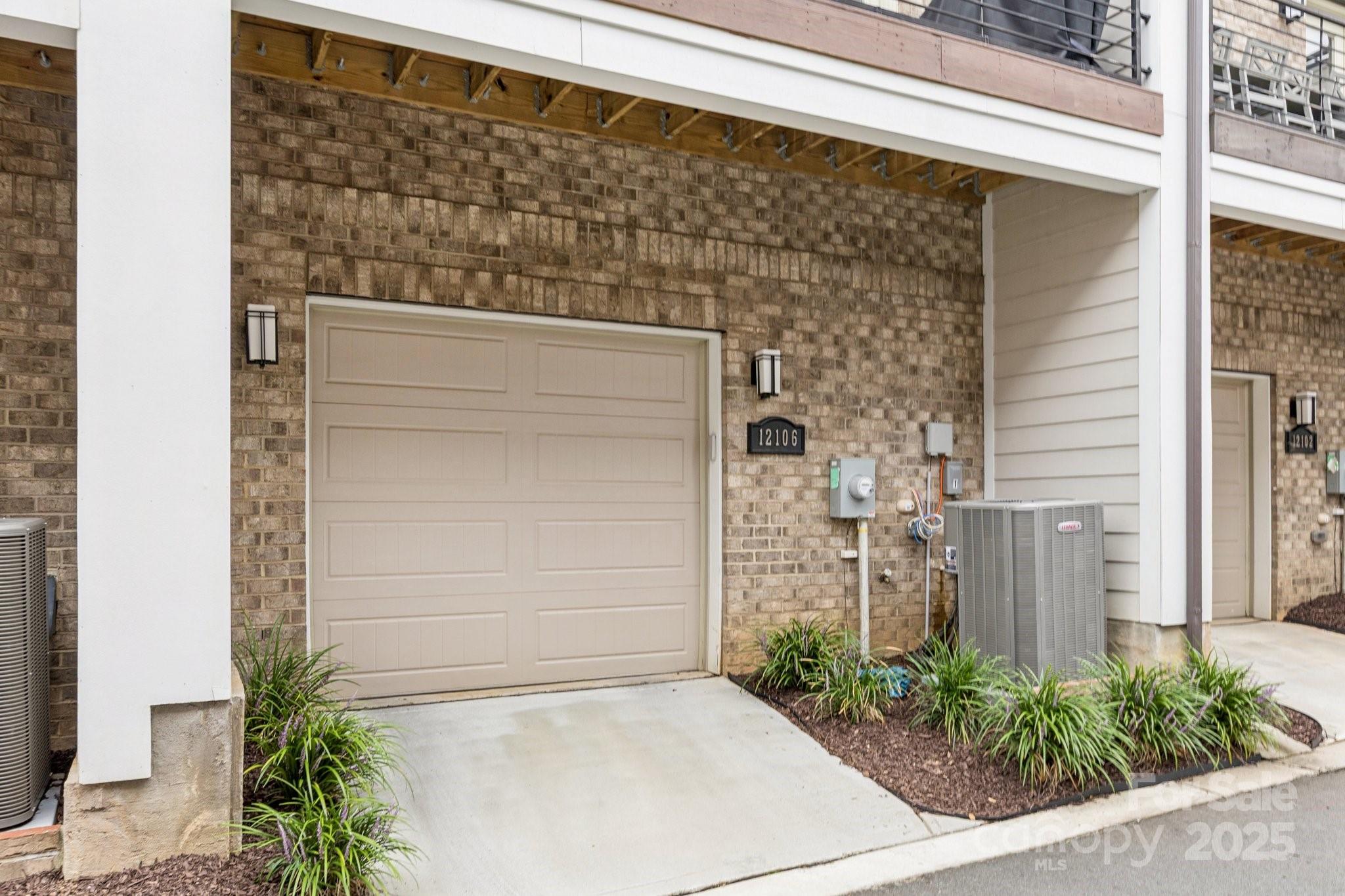 Charlotte, North Carolina, 28204, United States, 3 Bedrooms Bedrooms, ,4 BathroomsBathrooms,Residential,For Sale,1958271