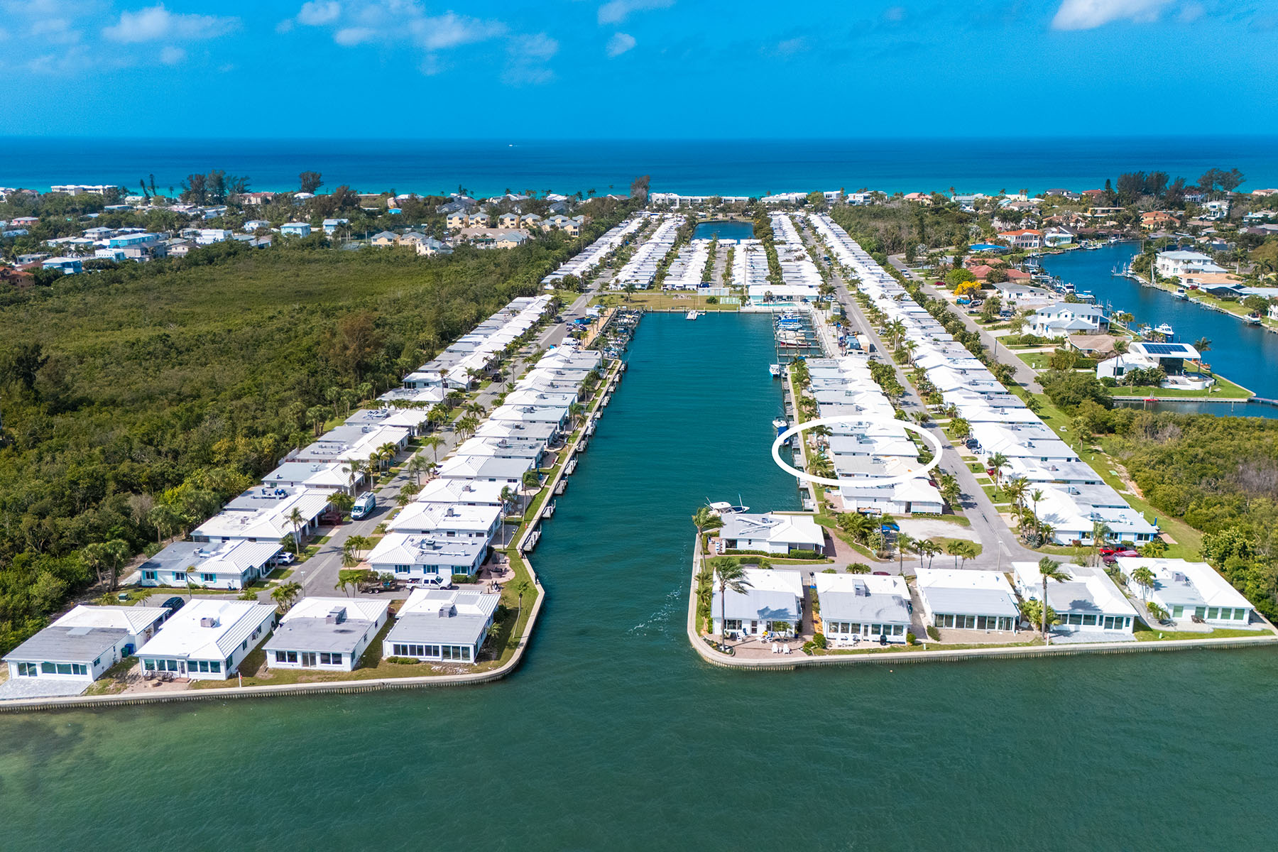  SPANISH MAIN YACHT CLUB CONDO - 物件實景