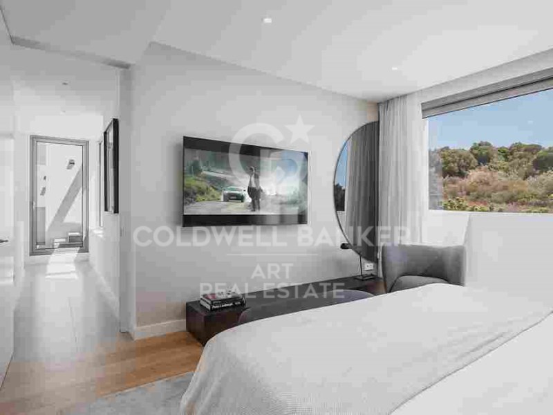Estepona, Andalusia, ES, 5 Bedrooms Bedrooms, ,5 BathroomsBathrooms,Residential,For Sale,1796755