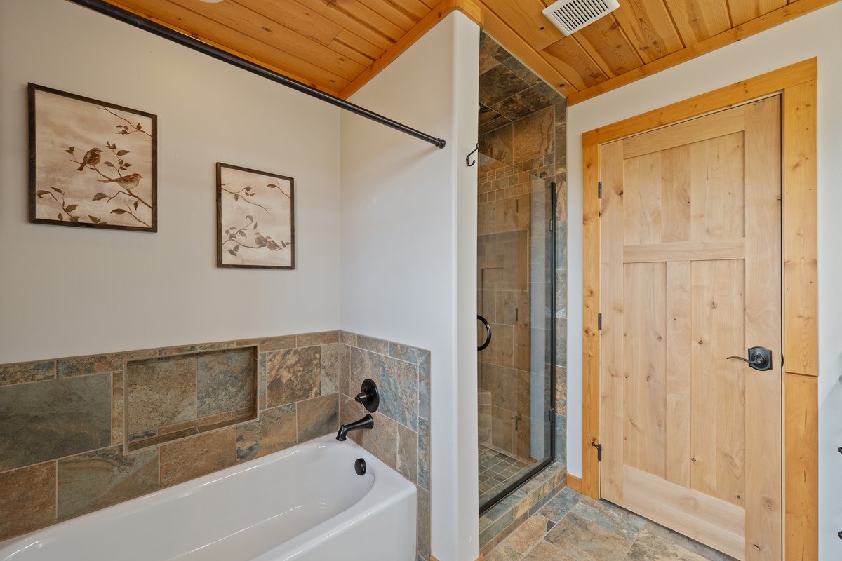 Carpenter, Wyoming, 82054, United States, 4 Bedrooms Bedrooms, ,3 BathroomsBathrooms,Residential,For Sale,1985736