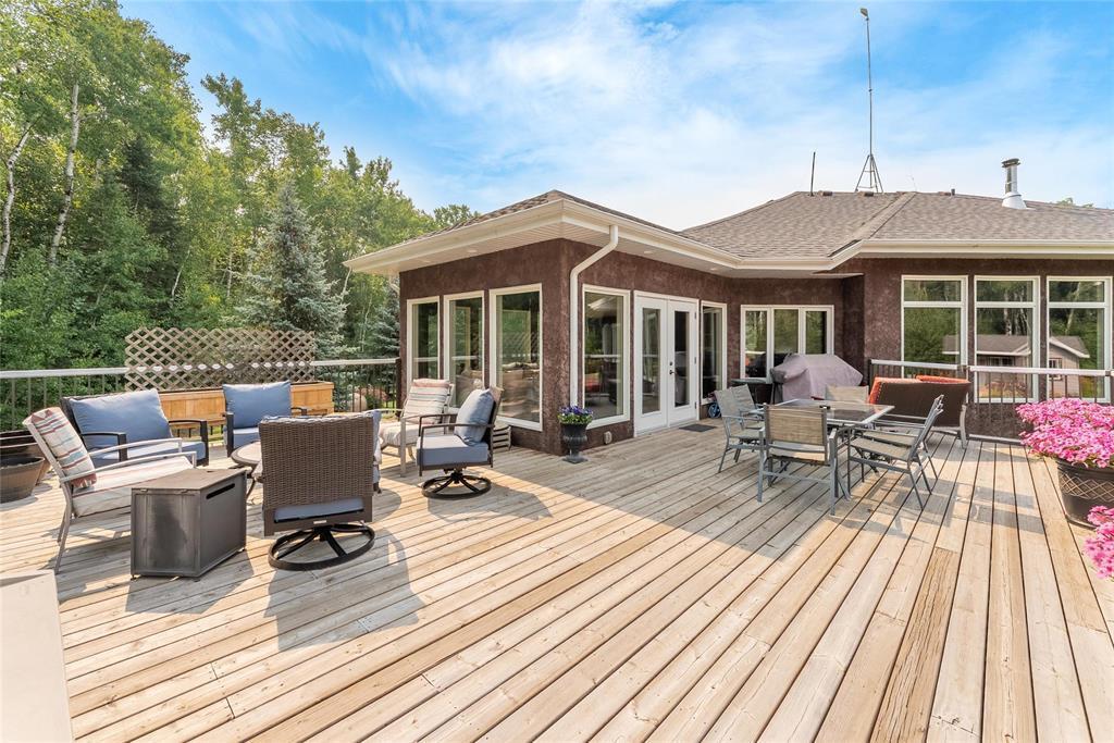 BALSAM BAY, Manitoba, R0E 0B0, CA, 4 Bedrooms Bedrooms, ,3 BathroomsBathrooms,Residential,For Sale,1913140