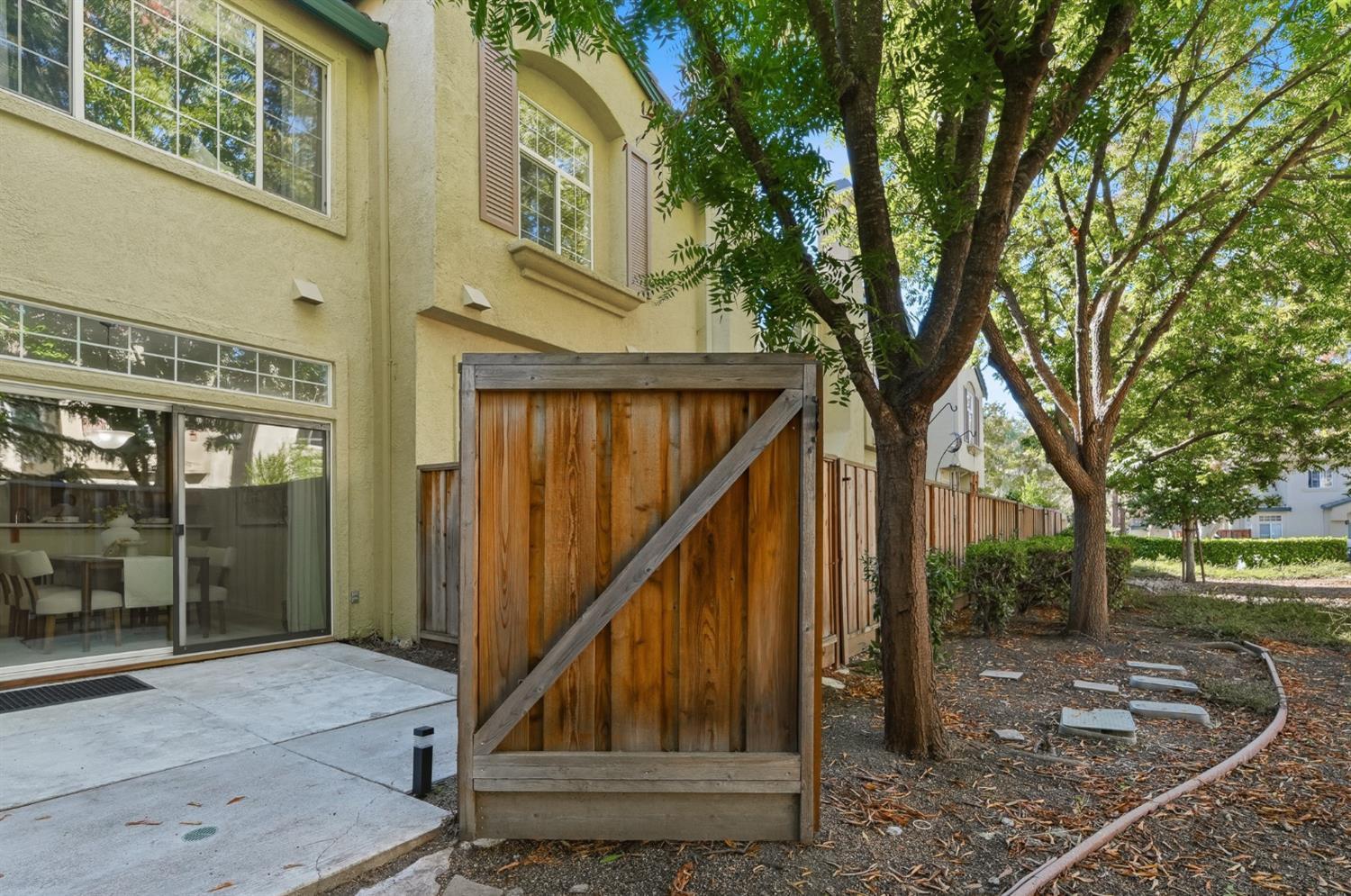 Pleasanton, California, 94588, United States, 3 Bedrooms Bedrooms, ,3 BathroomsBathrooms,Residential,For Sale,1984593