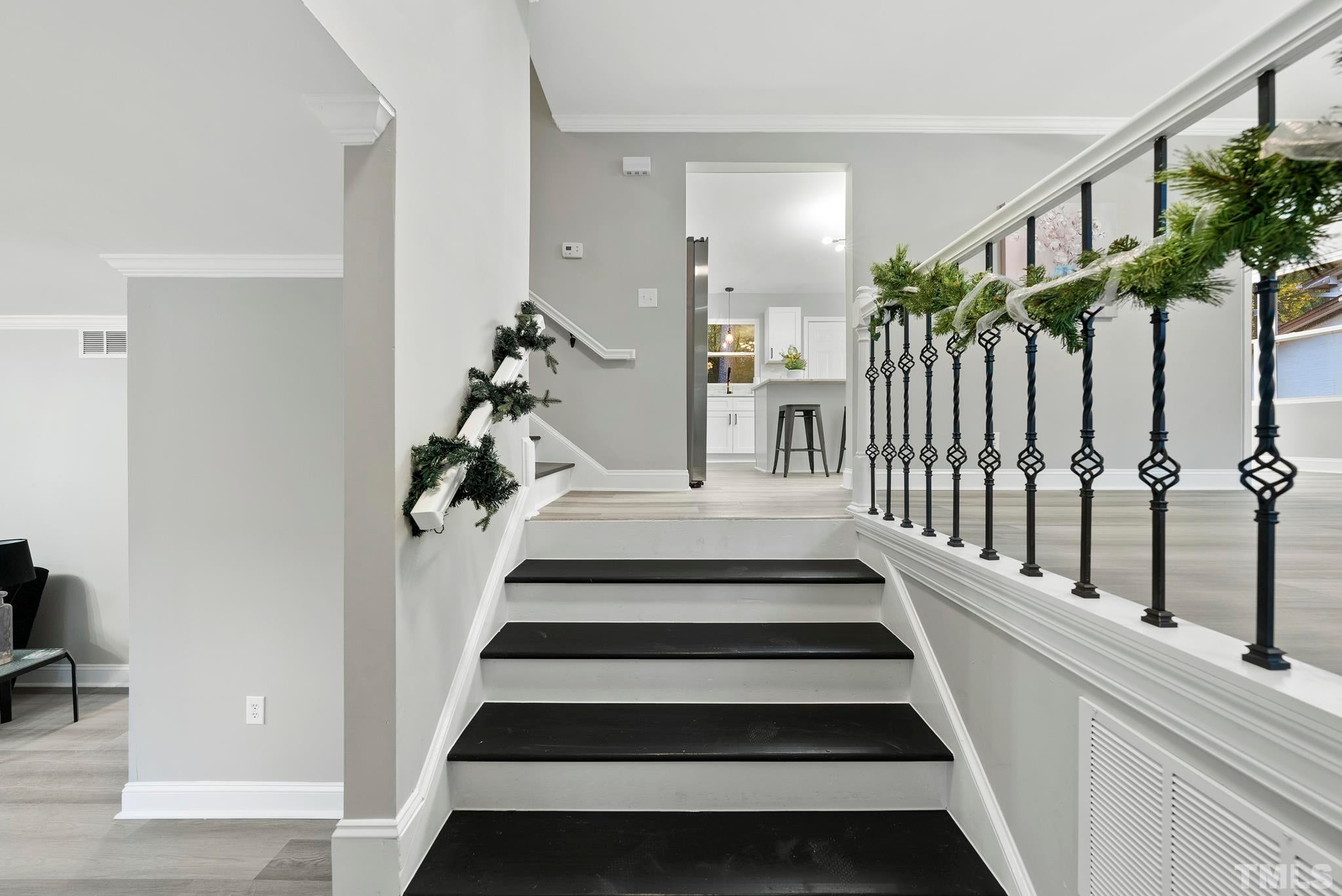 20 Lynn Road, Raleigh, North Carolina, 27609, United States, 4 Bedrooms Bedrooms, ,3 BathroomsBathrooms,Residential,For Sale,20 Lynn Road,1433287