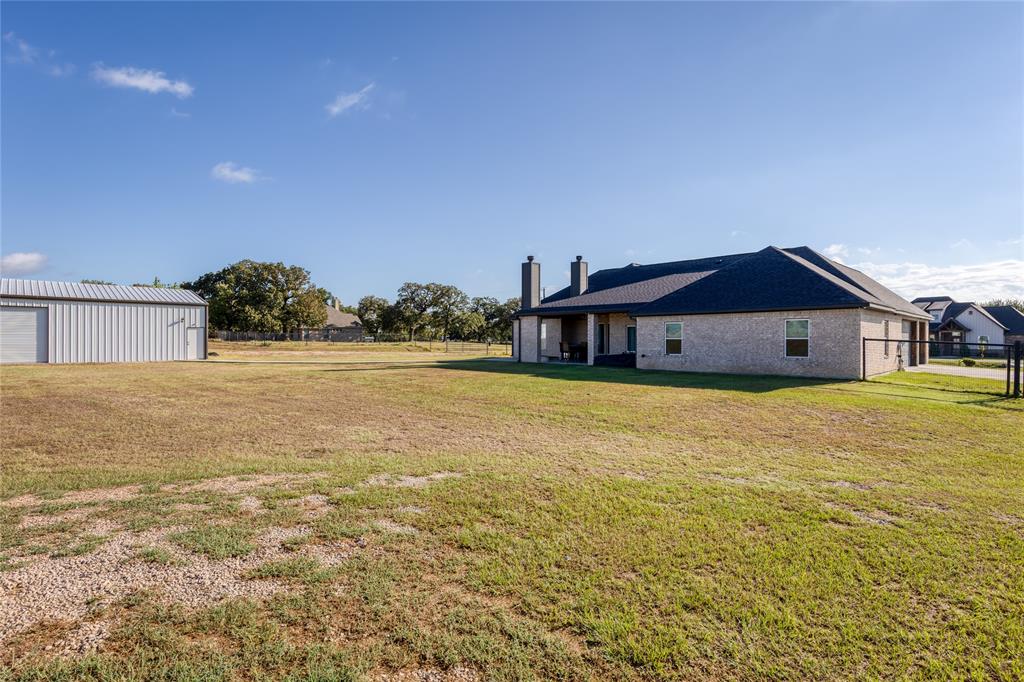 Springtown, Texas, 76082, United States, 4 Bedrooms Bedrooms, ,2 BathroomsBathrooms,Residential,For Sale,1980102