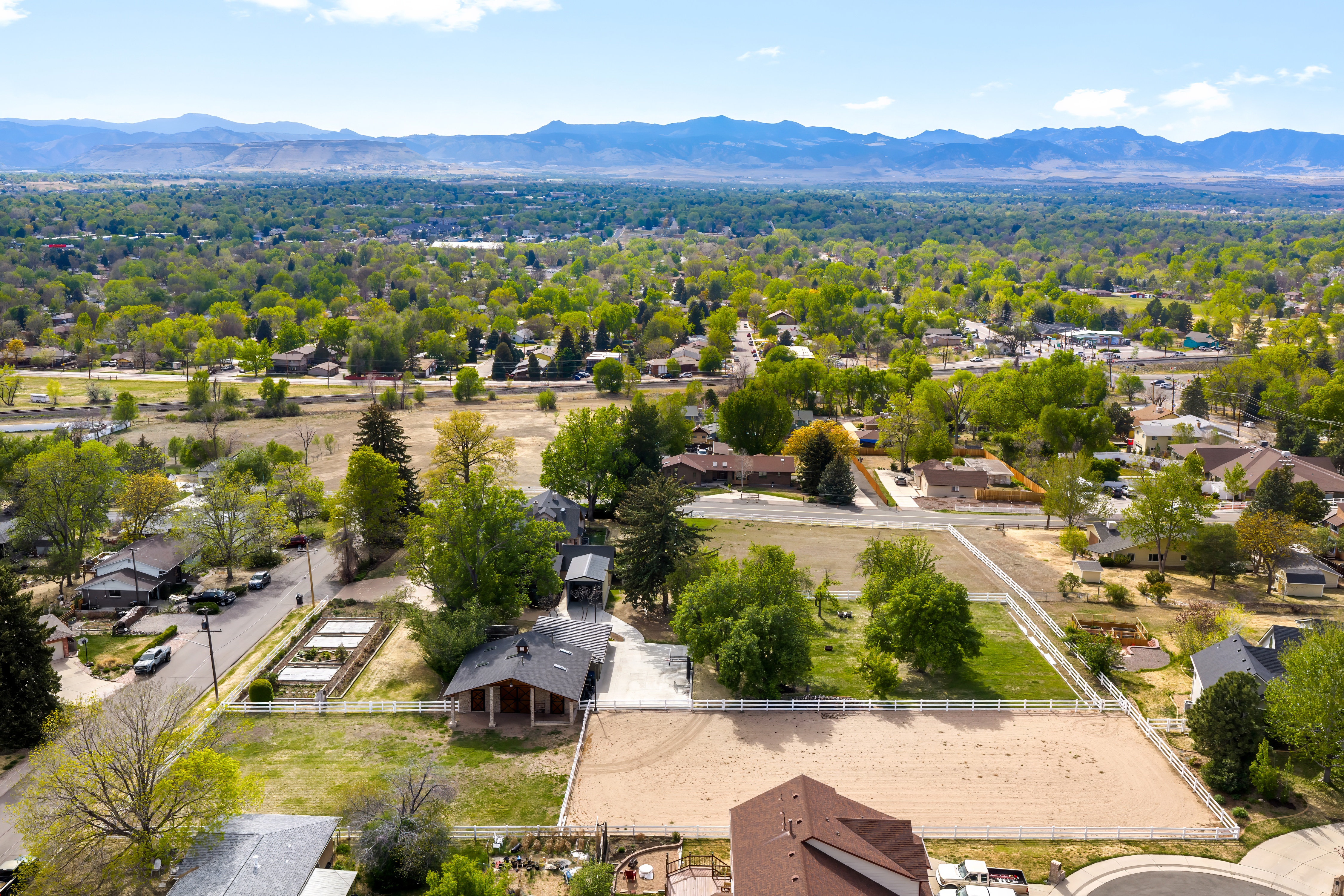  Over 2 Acre Estate With Unobstructed Mountain Views - 物件實景