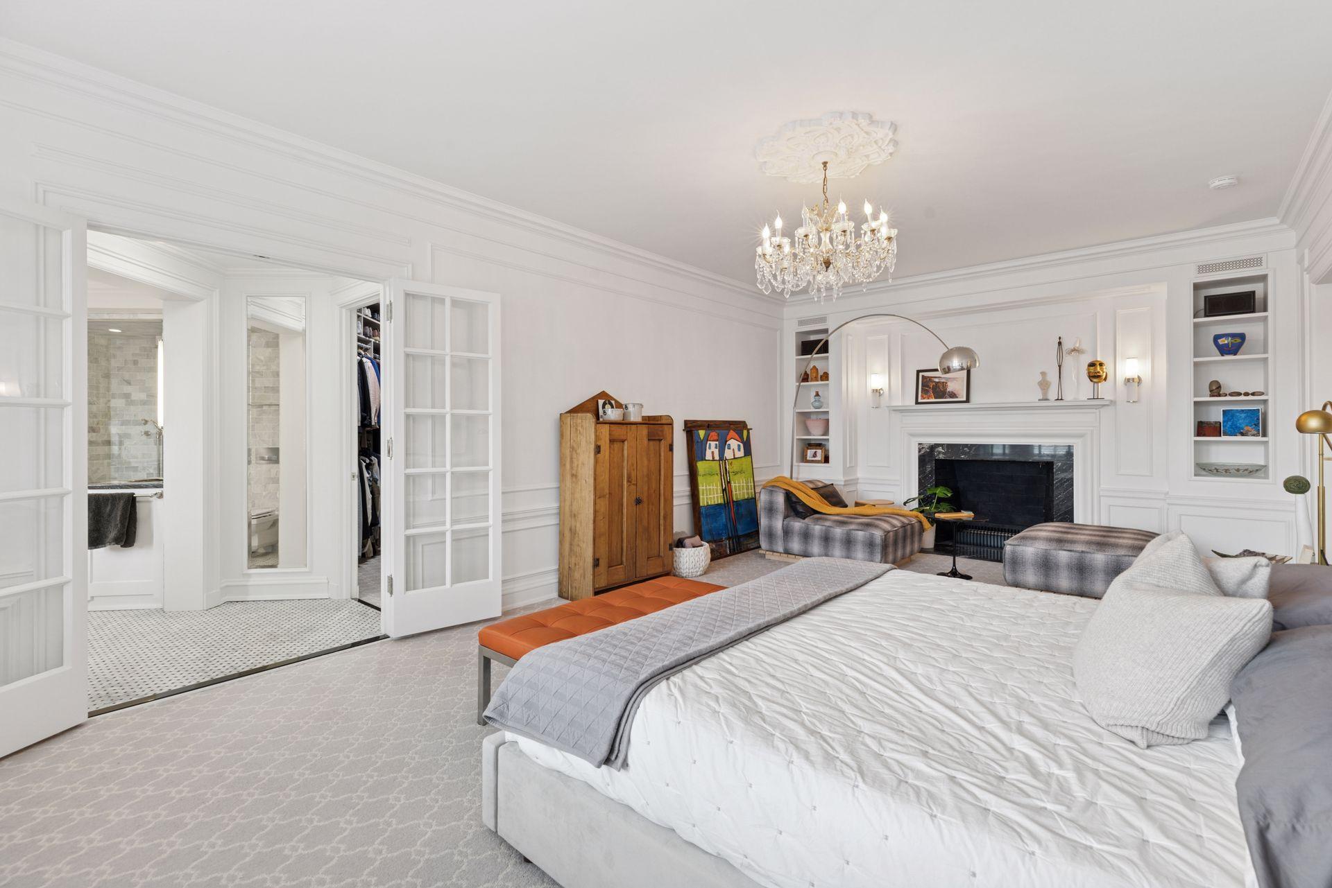 Minneapolis, Minnesota, 55403, United States, 2 Bedrooms Bedrooms, ,2 BathroomsBathrooms,Residential,For Sale,1926216