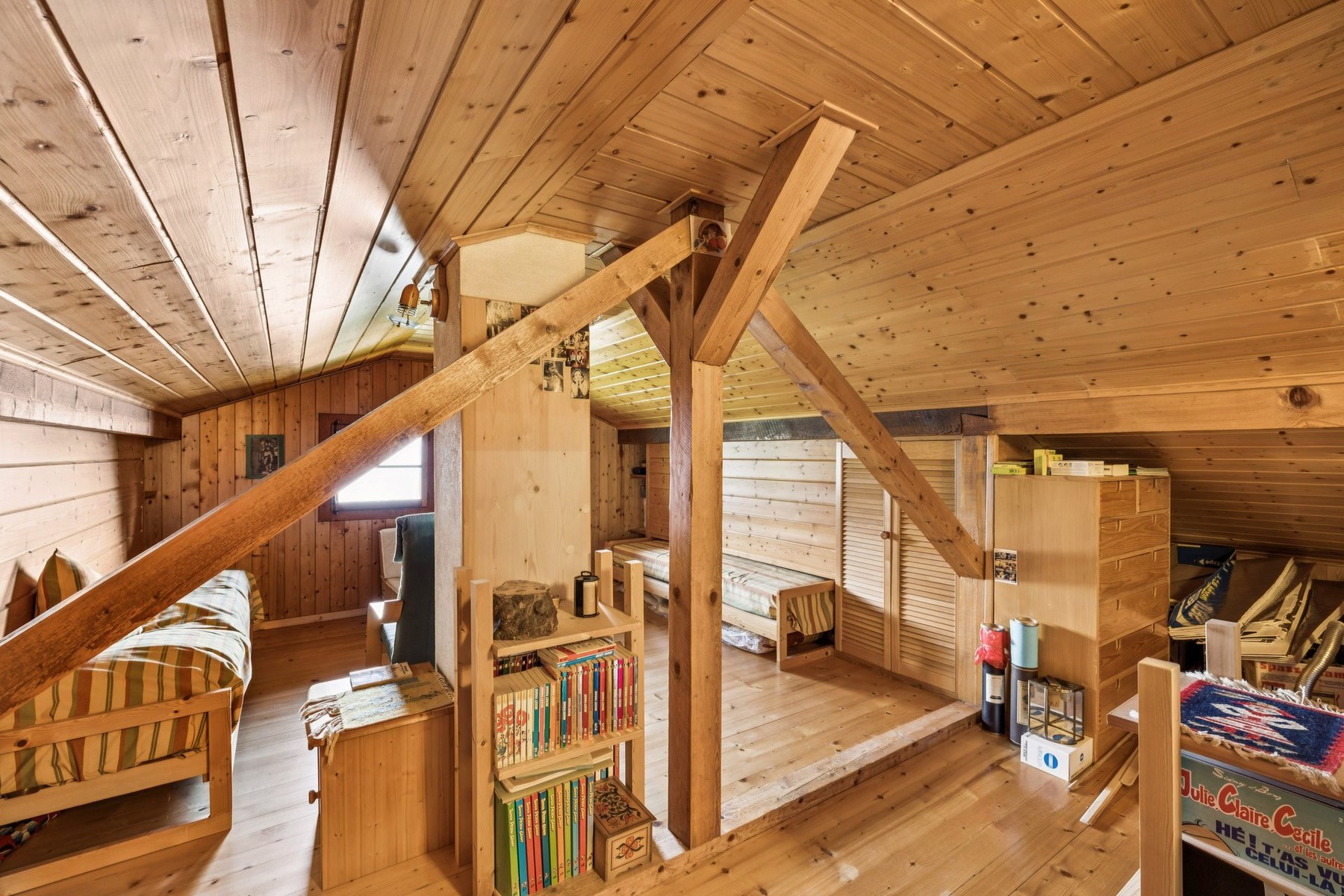  Traditional chalet in need of renovation in Gryon, with a view and a large garde - 物件實景