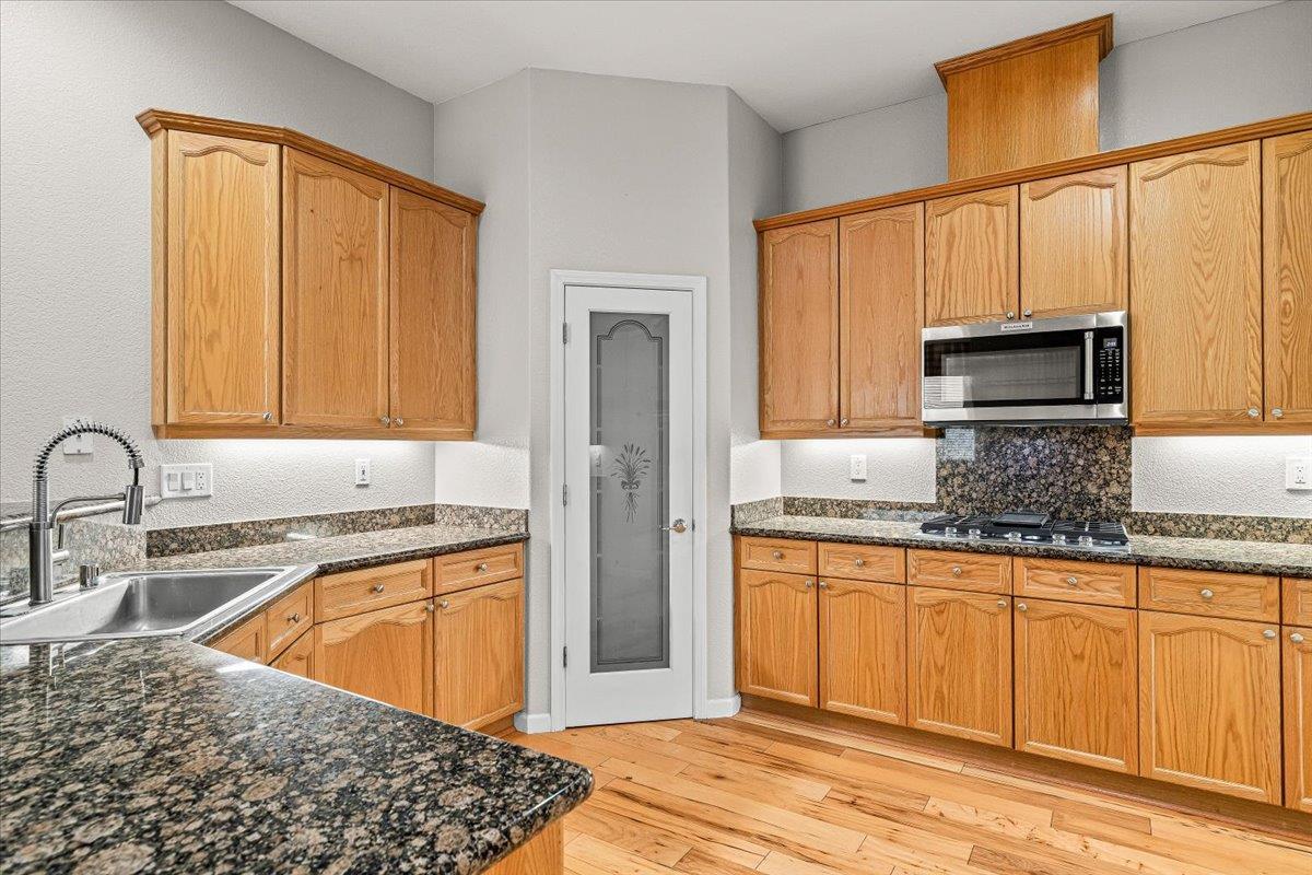 Oakdale, California, 95361, United States, 3 Bedrooms Bedrooms, ,2 BathroomsBathrooms,Residential,For Sale,2005405