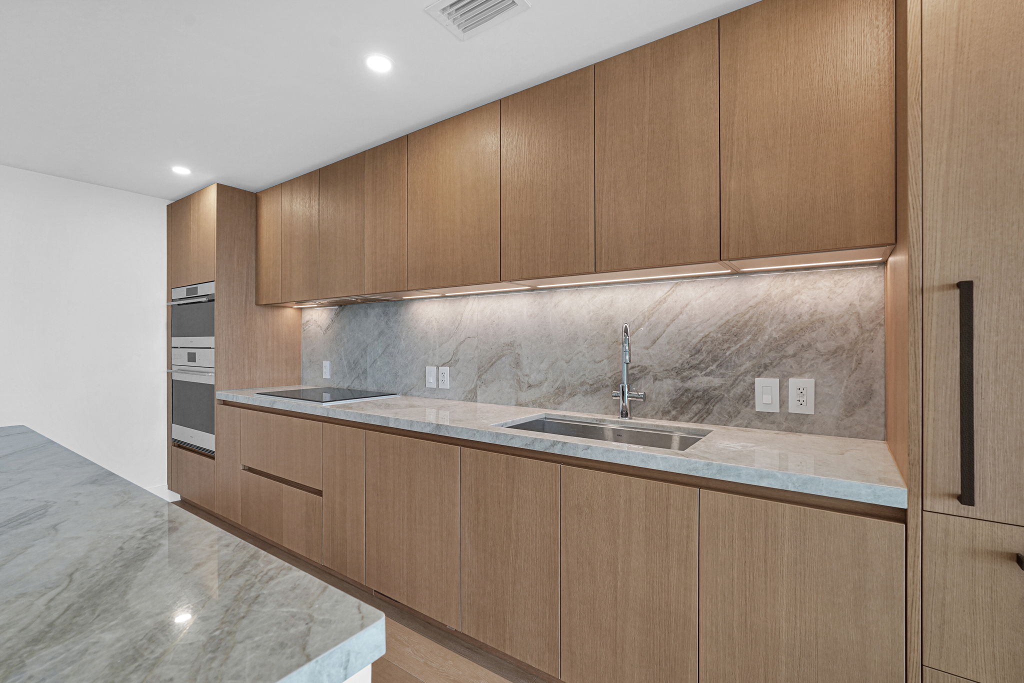  1176 97th St, Bay Harbor Islands, FL, 33154 - 物件實景