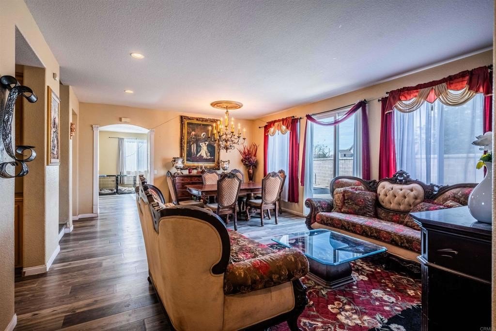 Hemet, California, 92545, United States, 5 Bedrooms Bedrooms, ,3 BathroomsBathrooms,Residential,For Sale,1877252