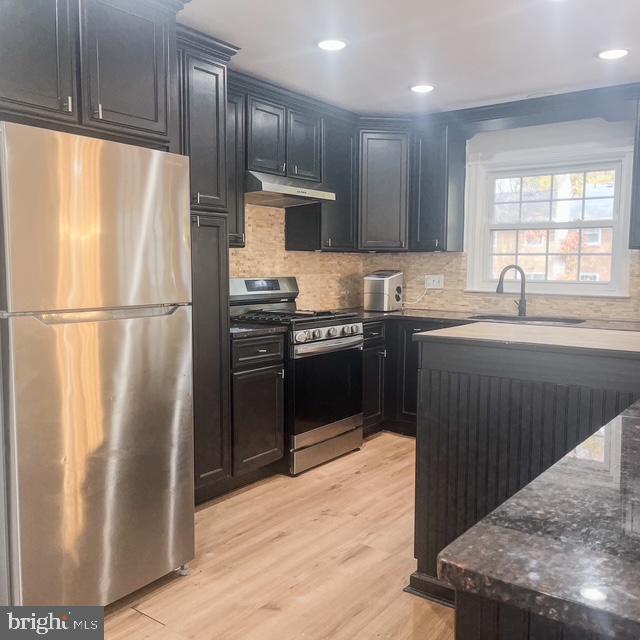 Centreville, Virginia, 20120, United States, 3 Bedrooms Bedrooms, ,2 BathroomsBathrooms,Residential,For Sale,1988924