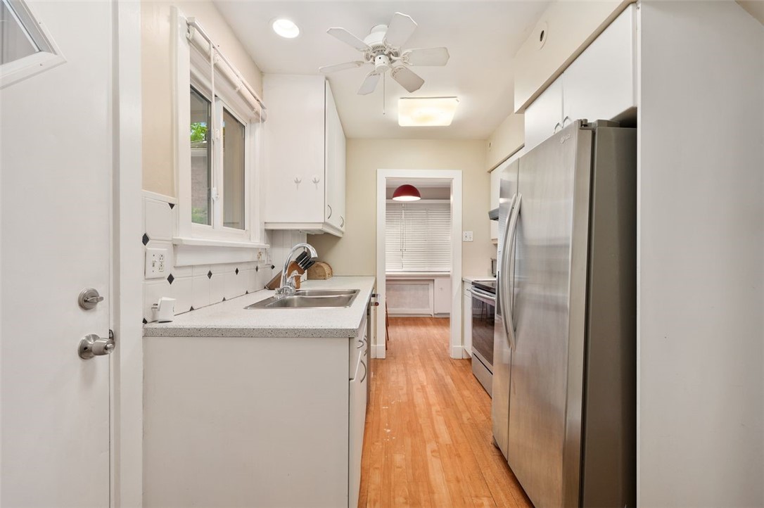 Squirrel Hill, Pennsylvania, 15217, United States, 3 Bedrooms Bedrooms, ,3 BathroomsBathrooms,Residential,For Sale,1912149