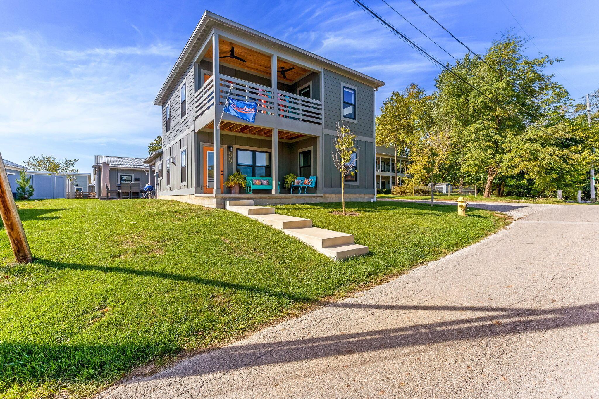 Buckeye Lake, Ohio, 43008, United States, 3 Bedrooms Bedrooms, ,3 BathroomsBathrooms,Residential,For Sale,1975089