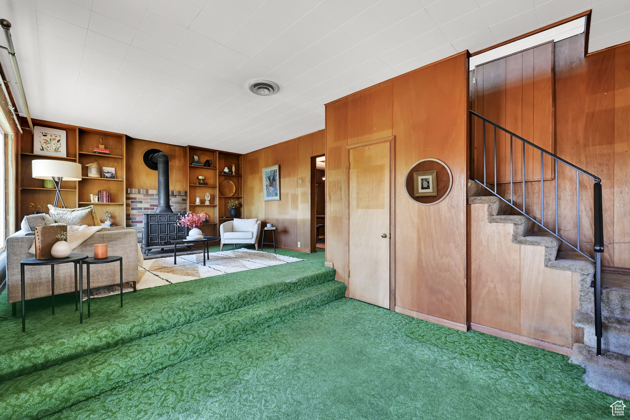 Salt Lake City, Utah, 84103, United States, 3 Bedrooms Bedrooms, ,2 BathroomsBathrooms,Residential,For Sale,1925078