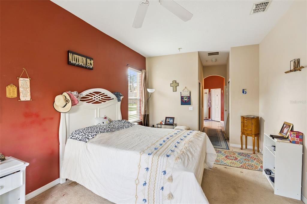 Winter Garden, Florida, 34787, United States, 4 Bedrooms Bedrooms, ,2 BathroomsBathrooms,Residential,For Sale,1961513