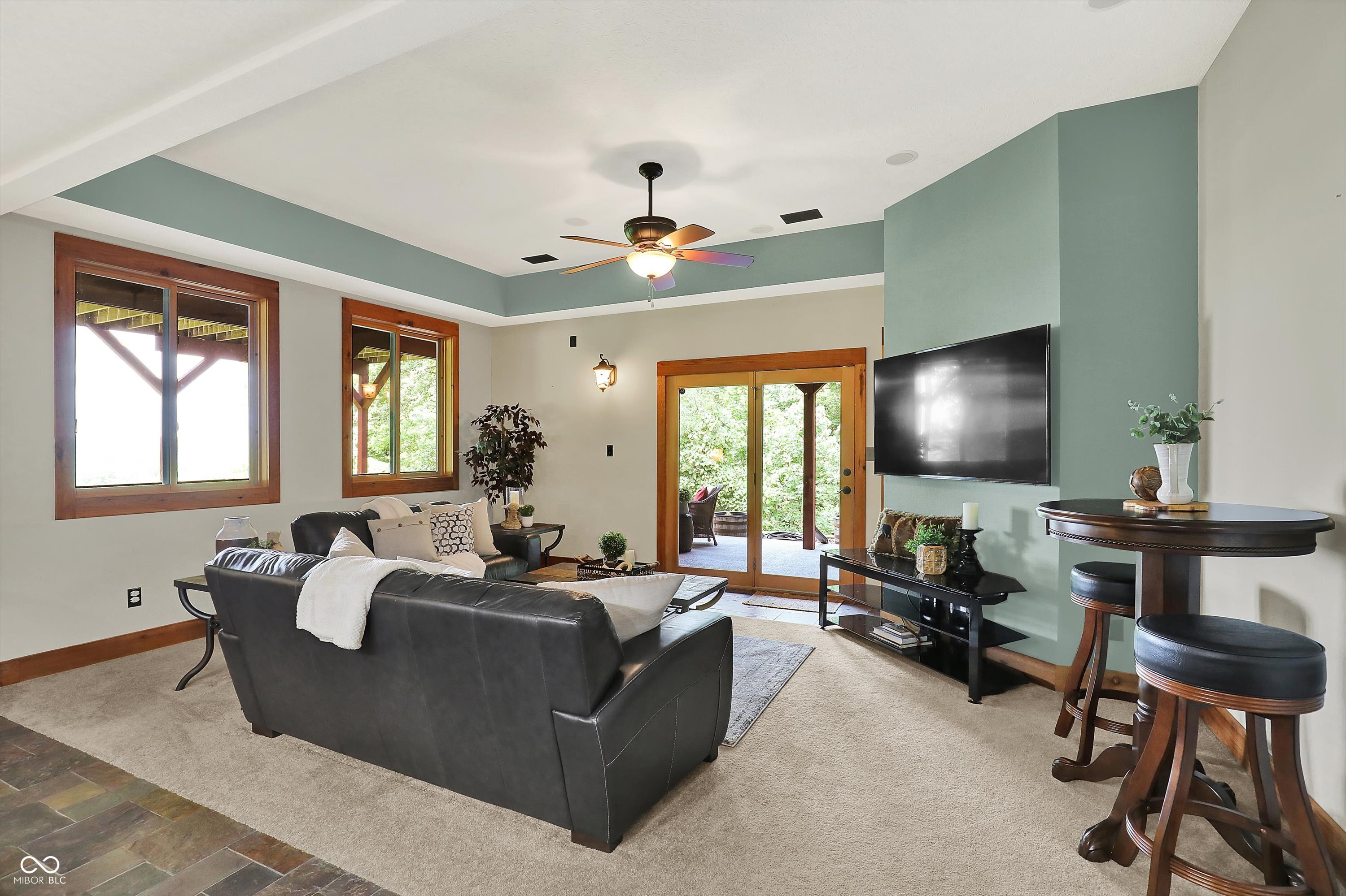 Unionville, Indiana, 47468, United States, 4 Bedrooms Bedrooms, ,5 BathroomsBathrooms,Residential,For Sale,1870094