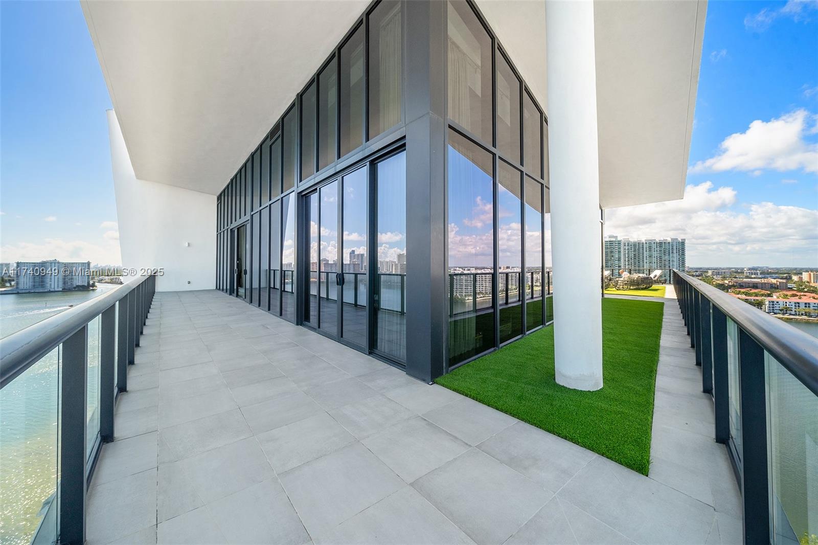 Aventura, Florida, 33160, United States, 6 Bedrooms Bedrooms, ,8 BathroomsBathrooms,Residential,For Sale,1708422