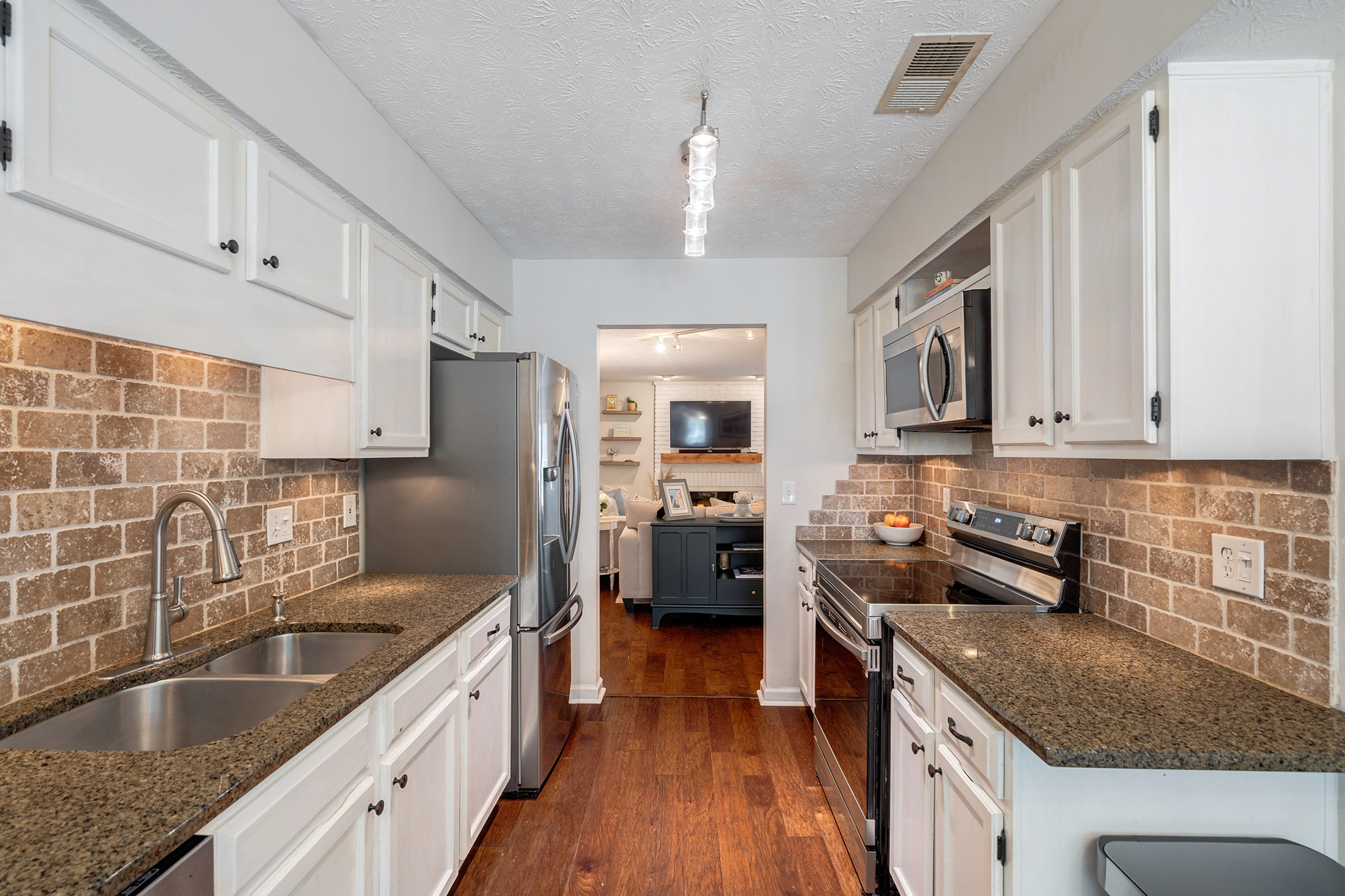  Beautifully Updated Townhome Near Historic Roswell - 物件實景