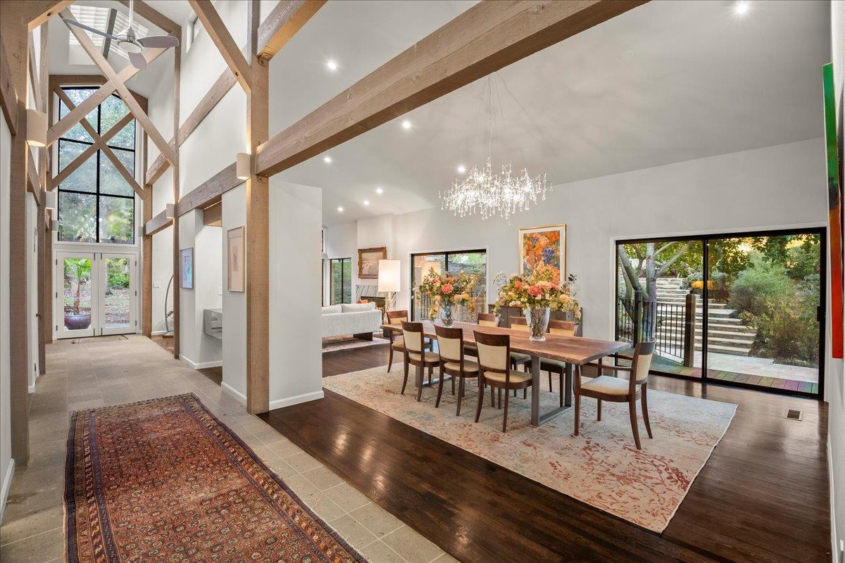 Los Altos Hills, California, 94022, United States, 5 Bedrooms Bedrooms, ,5 BathroomsBathrooms,Residential,For Sale,1907317