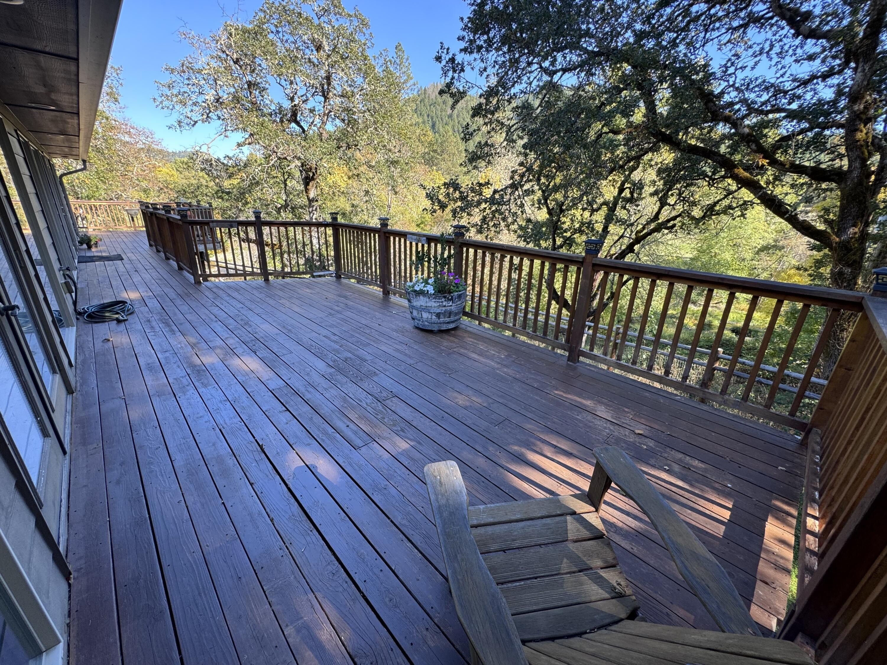 Rogue River, Oregon, 97537, United States, 3 Bedrooms Bedrooms, ,4 BathroomsBathrooms,Residential,For Sale,1982617