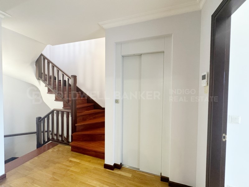 Pontevedra, Vigo, Castrelos - S?rdoma, S?rdoma Pon, Vigo, Galicia, ES, 4 Bedrooms Bedrooms, ,4 BathroomsBathrooms,Residential,For Sale,Pontevedra, Vigo, Castrelos - S?rdoma, S?rdoma Pon,1479301