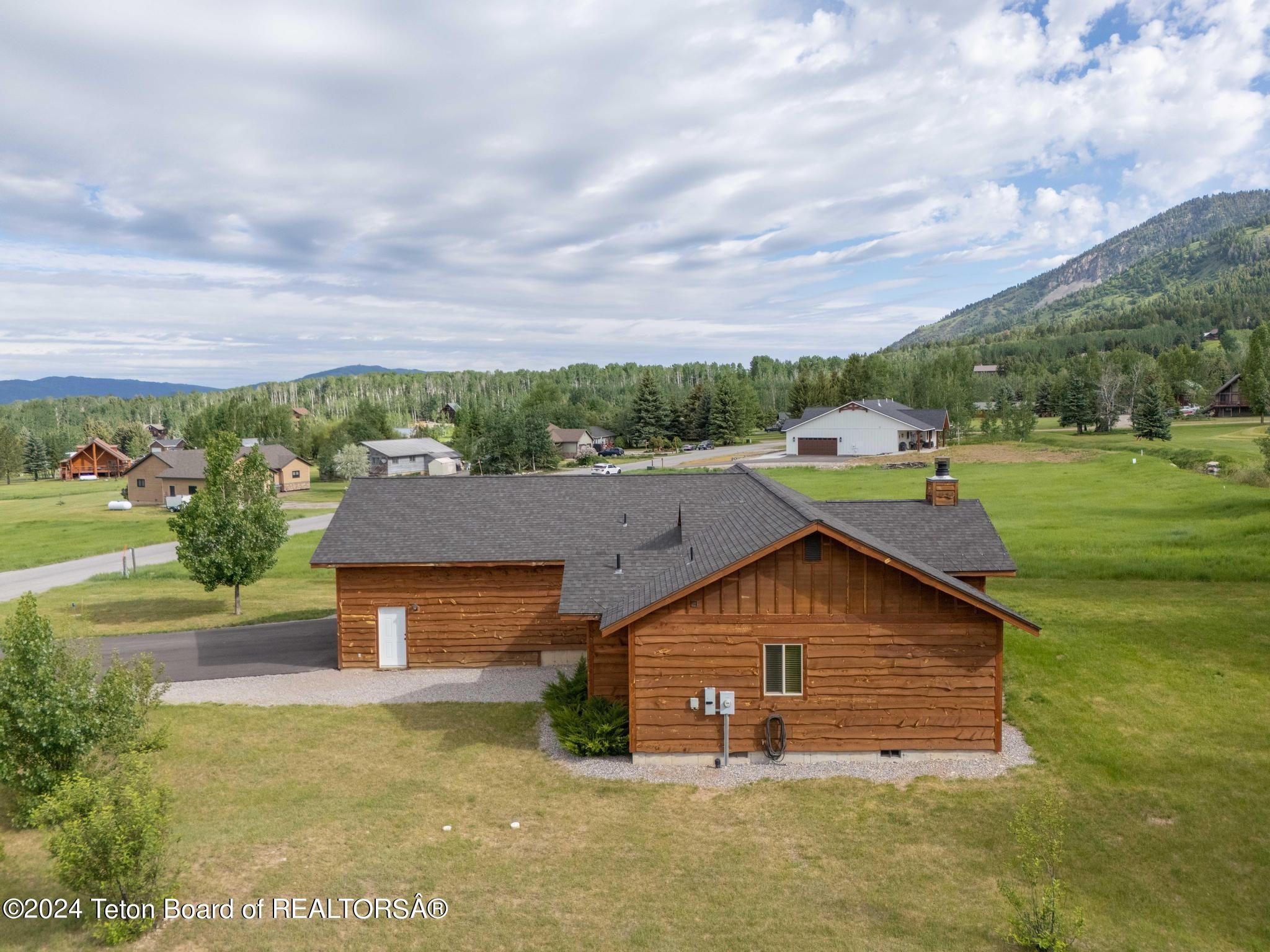 Star Valley Ranch, Wyoming, 83127, United States, 3 Bedrooms Bedrooms, ,2 BathroomsBathrooms,Residential,For Sale,1921002
