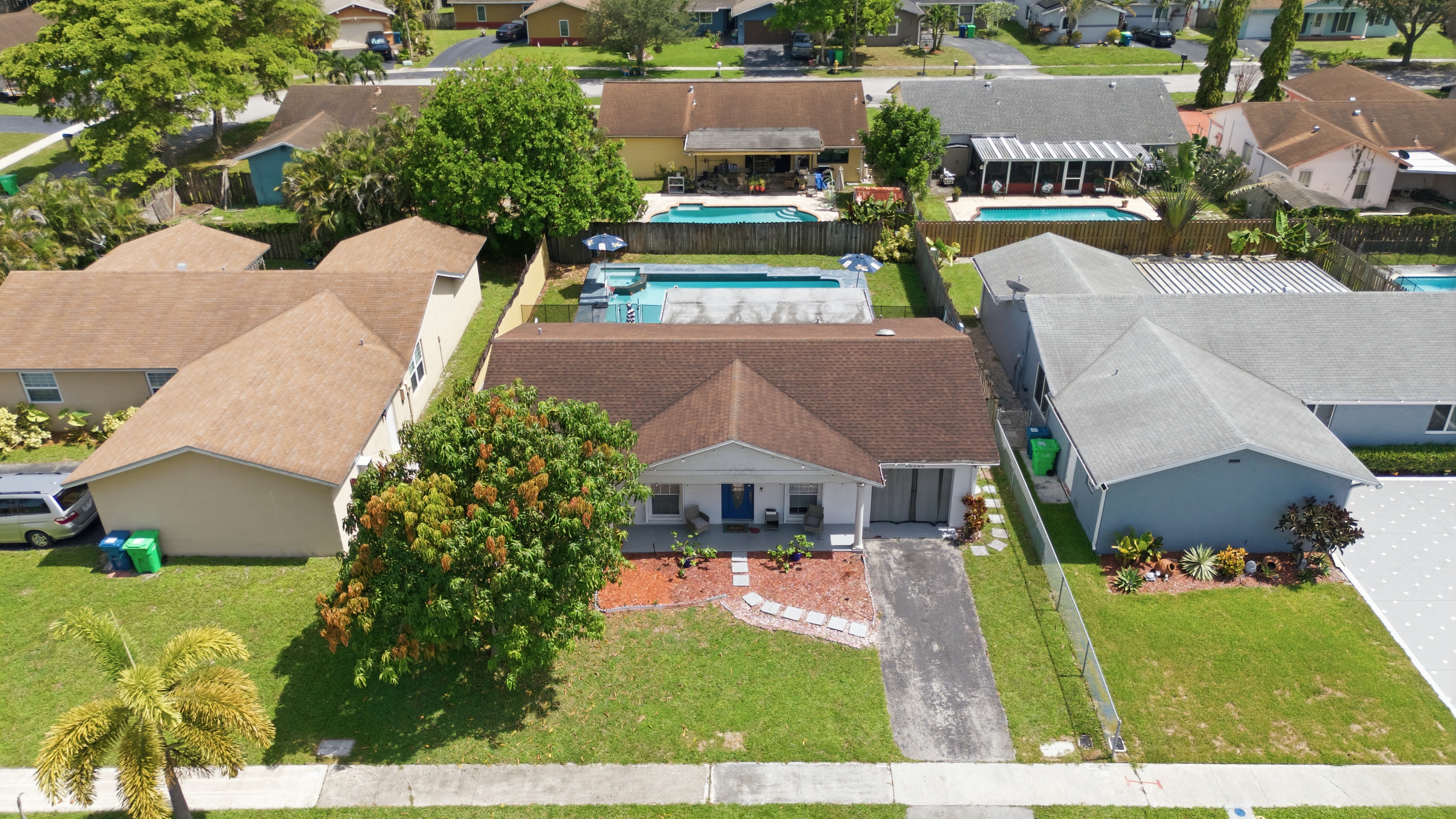  10960 NW 21st St, Sunrise, FL, 33322 - 物件實景