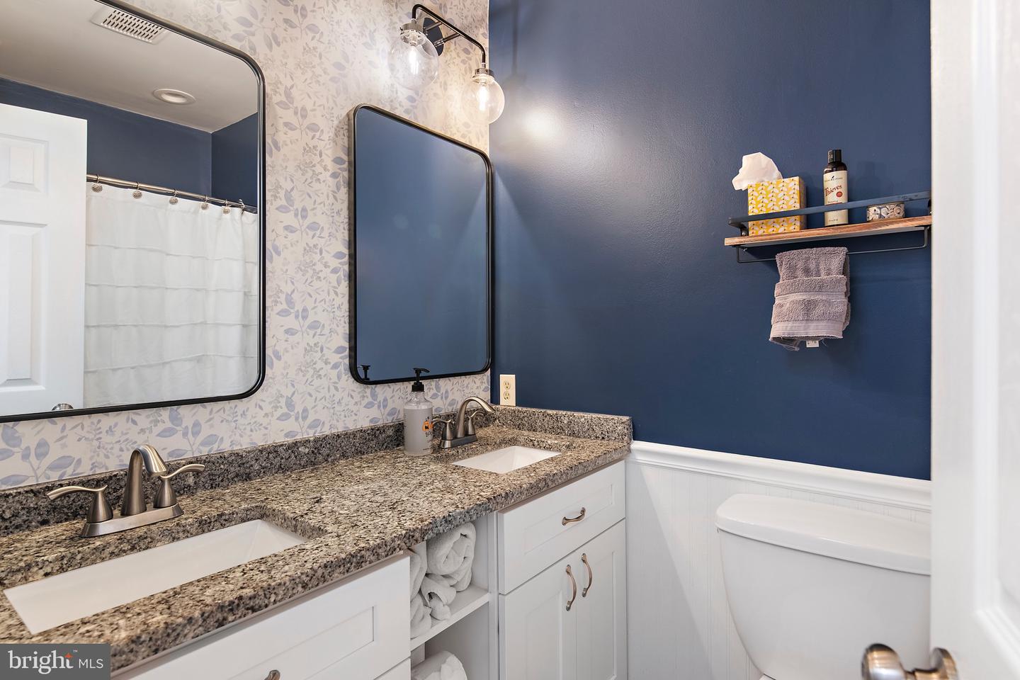 ANNAPOLIS, Maryland, 21401, United States, 4 Bedrooms Bedrooms, ,3 BathroomsBathrooms,Residential,For Sale,1988368