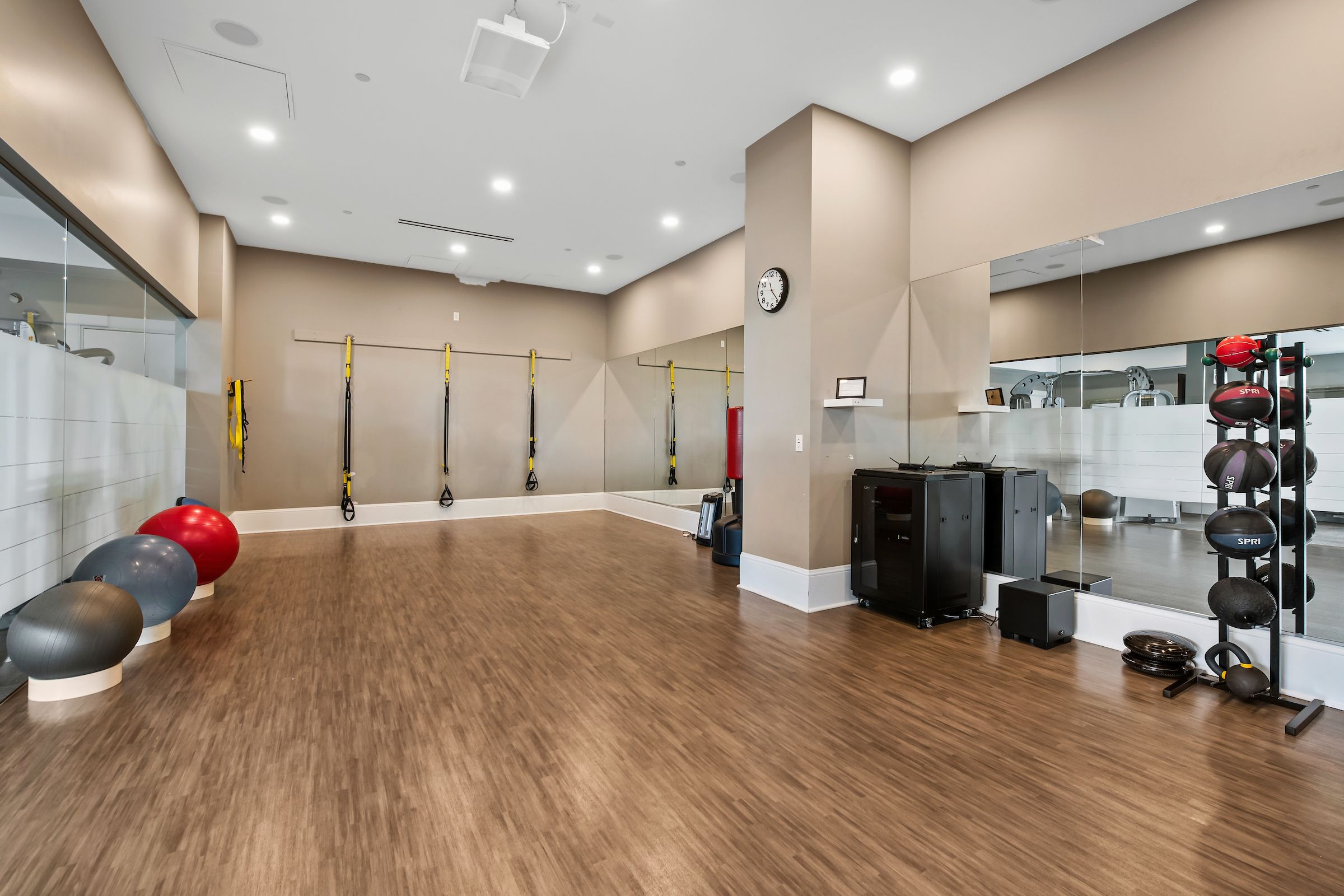  Easy to Transition Between Indoor Comfort and Outdoor Serenity - 物件實景