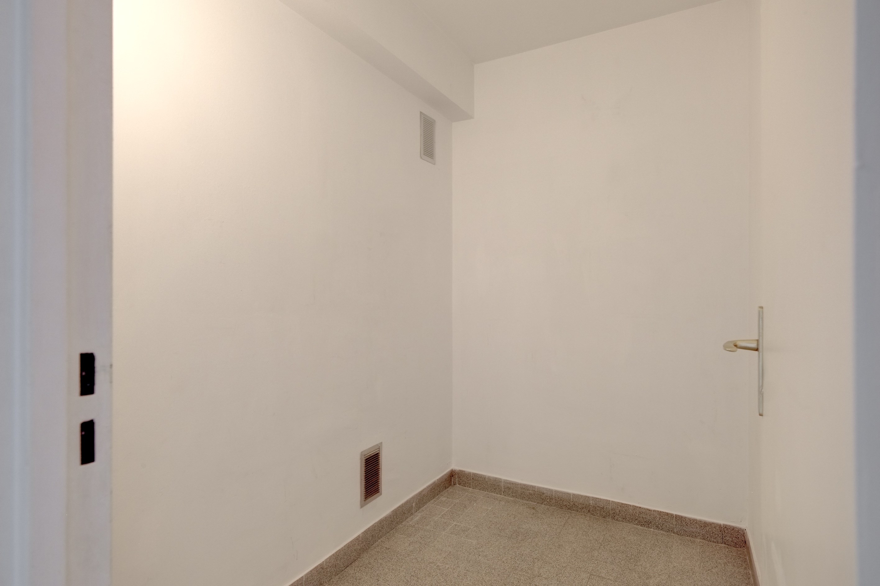  Palm Beach Cannes apartment with terrace and renovation potential near the beac… - 物件實景