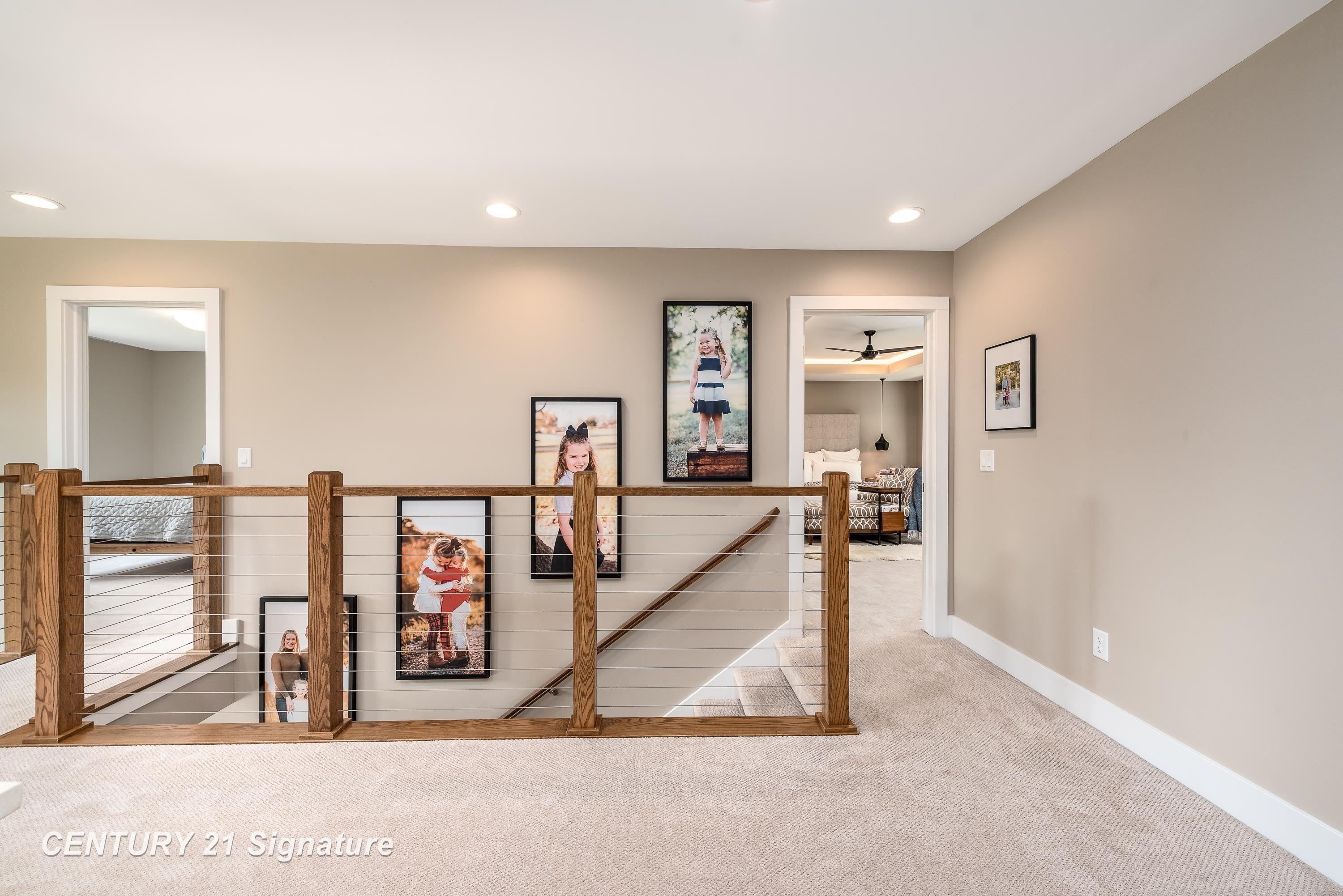 Midland, Michigan, 48642, United States, 4 Bedrooms Bedrooms, ,5 BathroomsBathrooms,Residential,For Sale,1975618