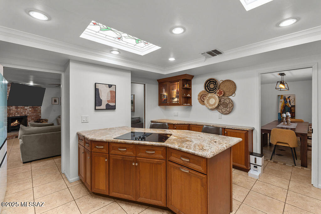 Tucson, Arizona, 85750, United States, 4 Bedrooms Bedrooms, ,3 BathroomsBathrooms,Residential,For Sale,1818132