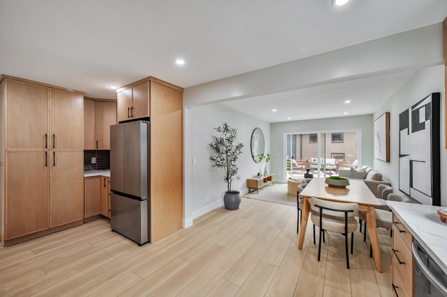 SOUTH SAN FRANCISCO, California, 94080, United States, 4 Bedrooms Bedrooms, ,3 BathroomsBathrooms,Residential,For Sale,1951079