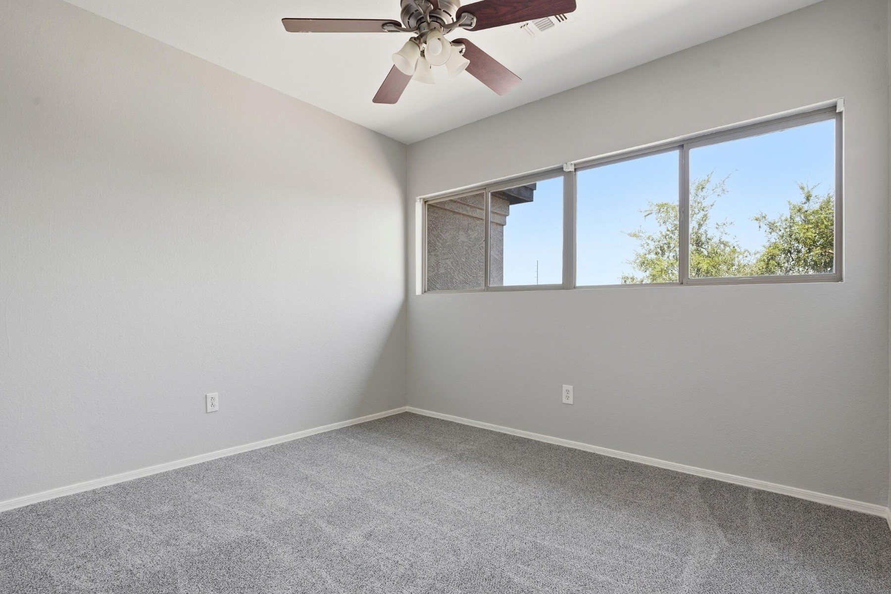  10821 E Forge Circle¦Mesa, AZ - 物件實景